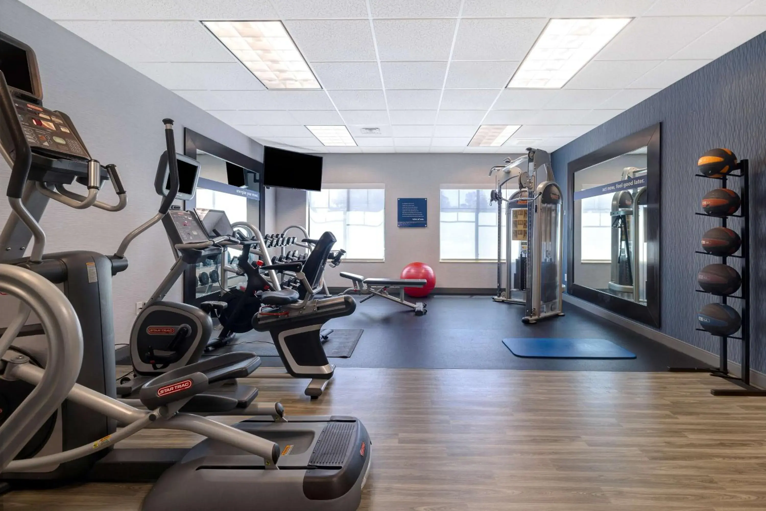 Fitness centre/facilities in Hampton Inn & Suites San Luis Obispo Fitness centre/facilities in Hampton Inn & Suites San Luis Obispo