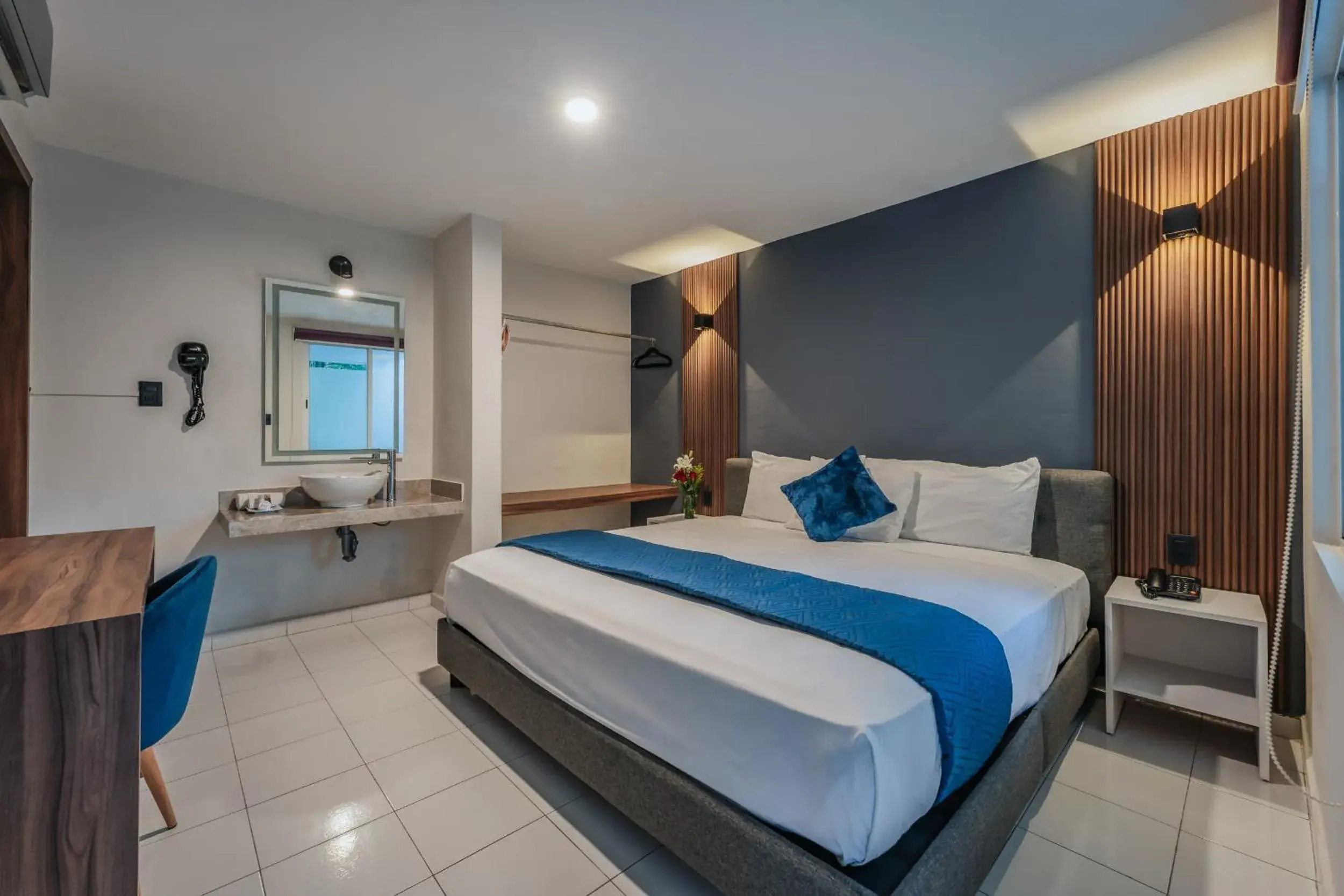 Bed in Hotel Casa Nova, Merida Bed in Hotel Casa Nova, Merida