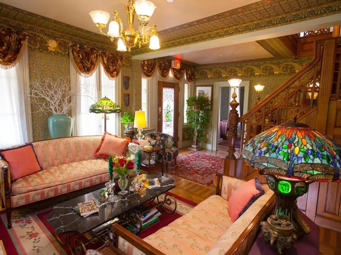 Lobby or reception in Fairlawn Inn