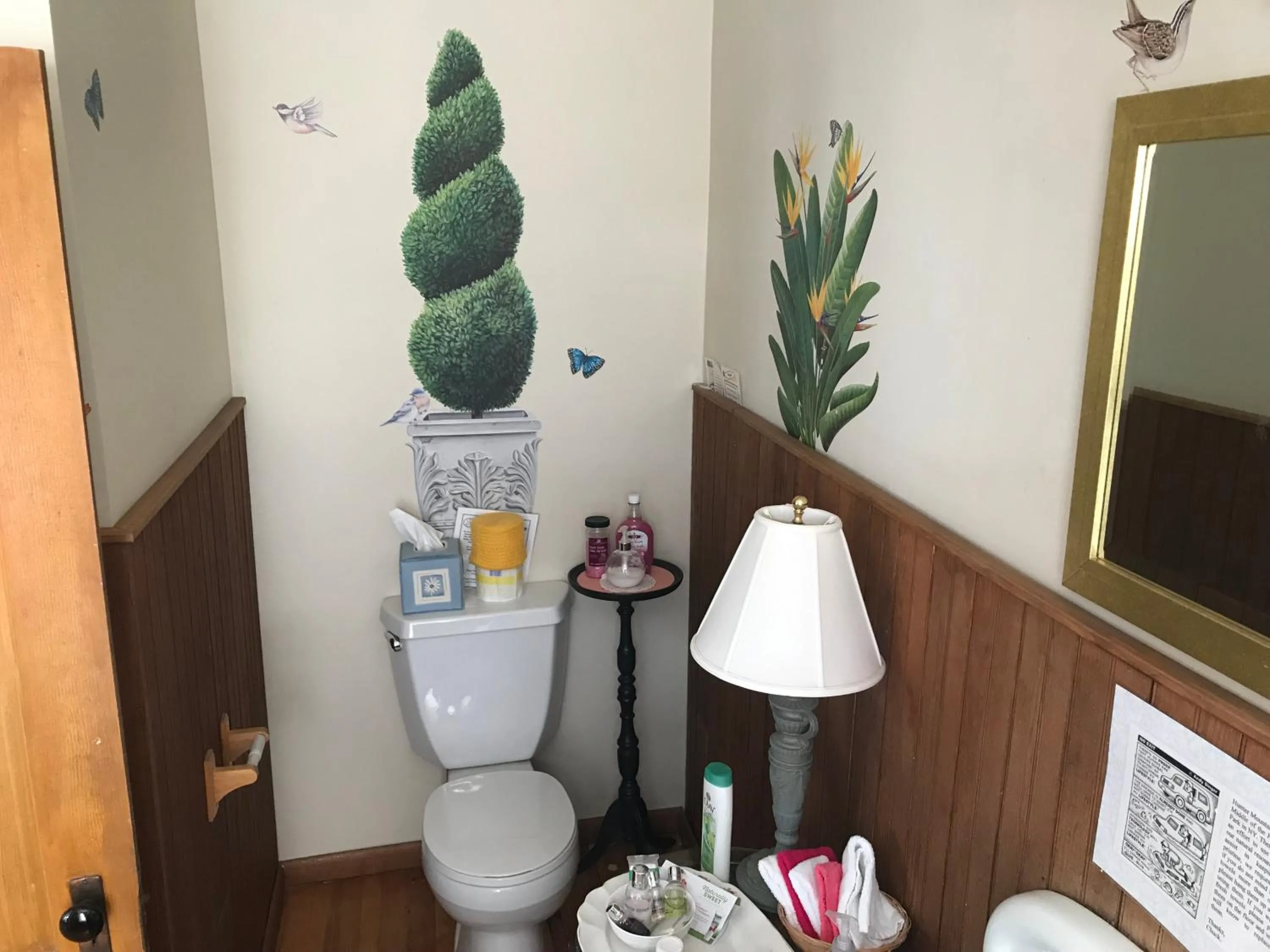 Bathroom in Fairlawn Inn