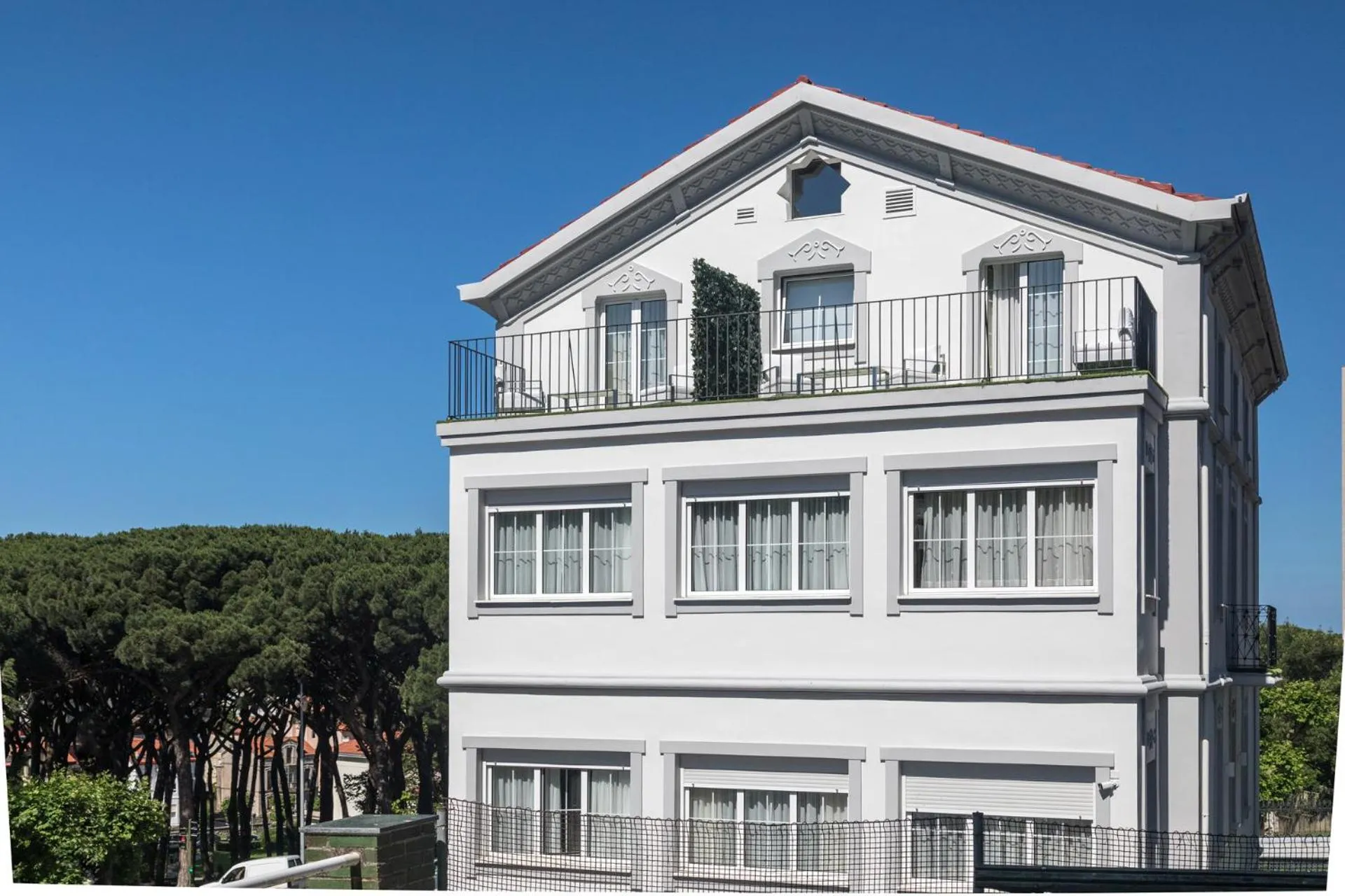 Property building in Suite Home Pinares