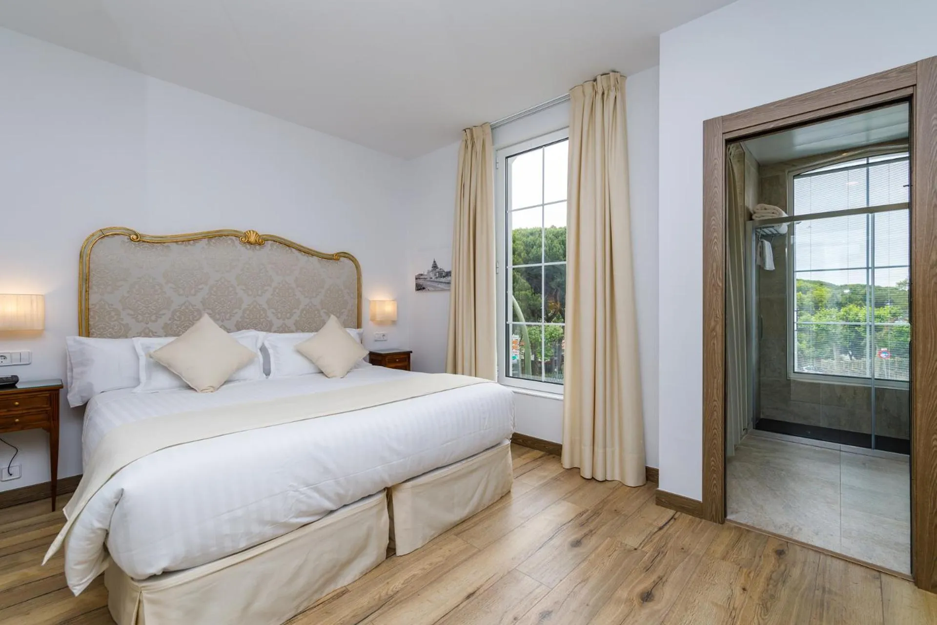 Bed in Suite Home Pinares