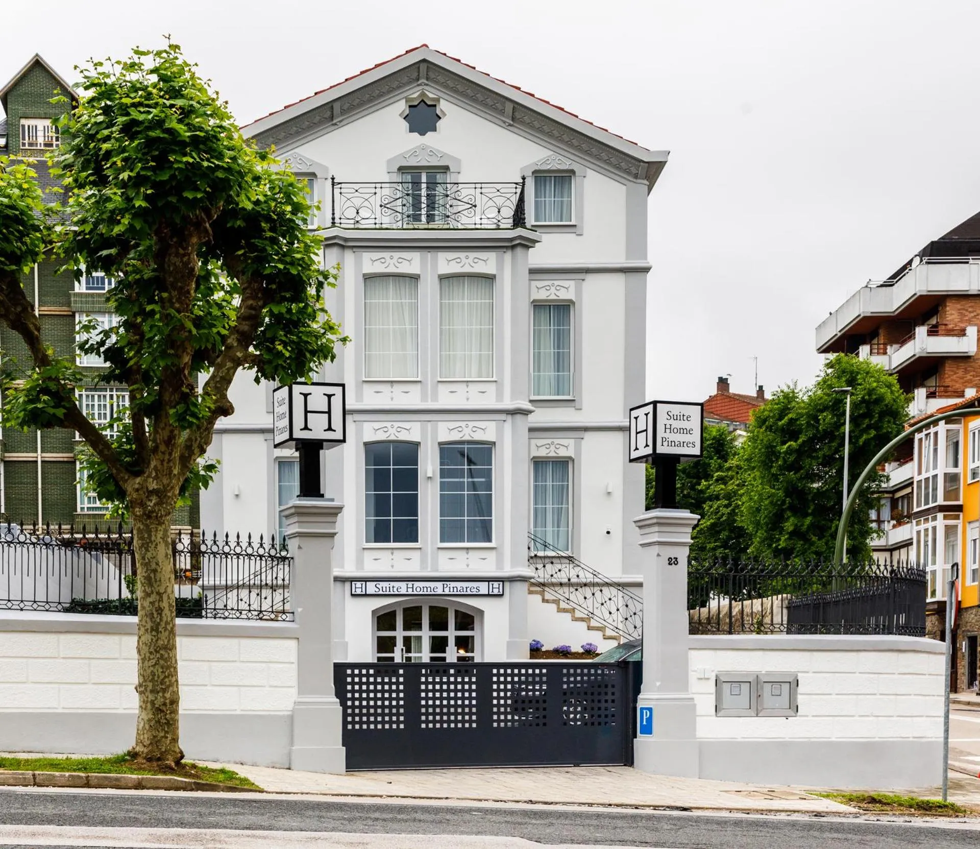 Property building in Suite Home Pinares