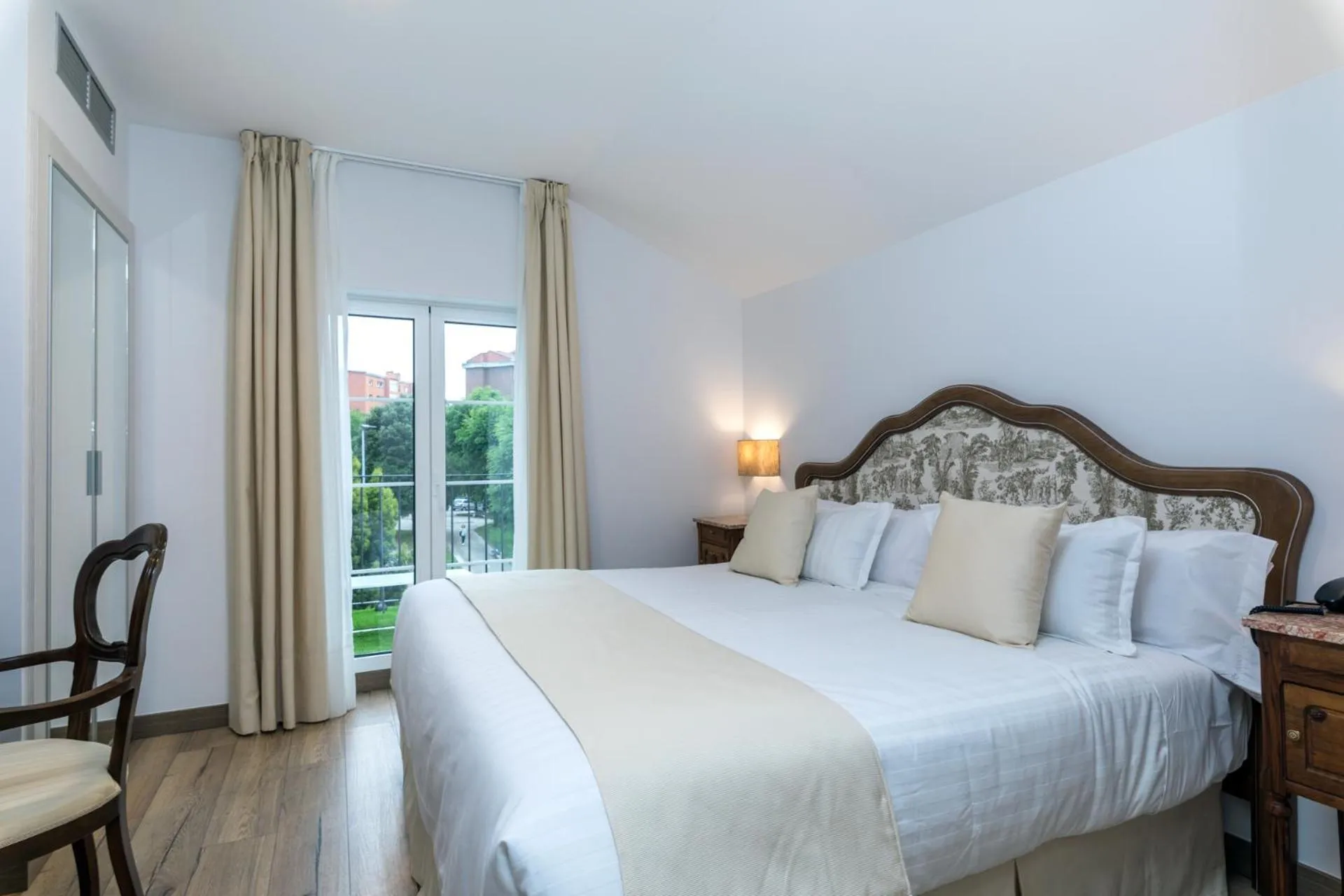 Bed in Suite Home Pinares