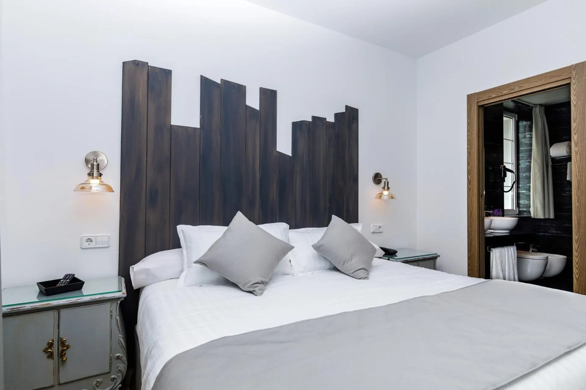 Bed in Suite Home Pinares