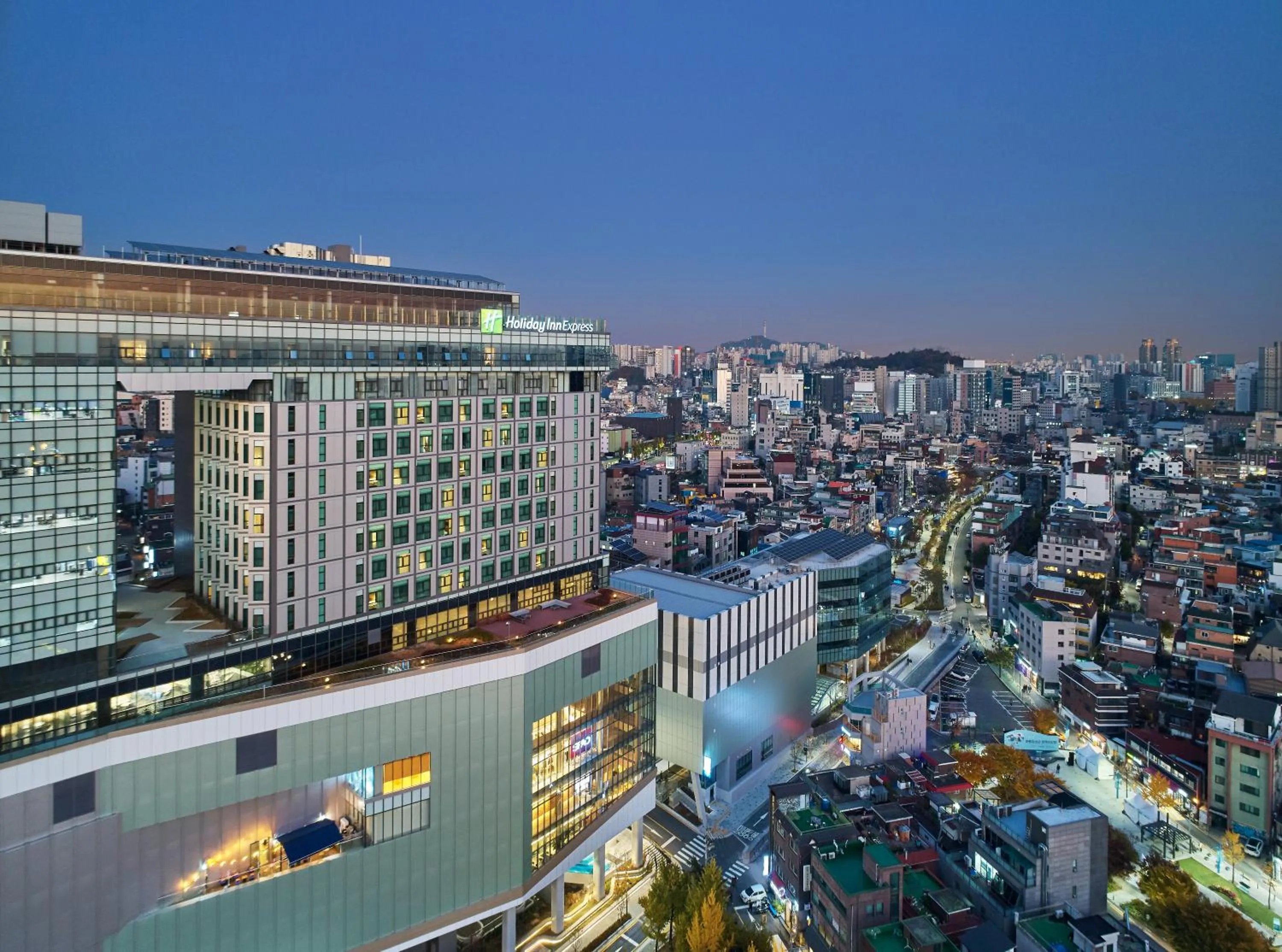 Property building in Holiday Inn Express Seoul Hongdae by IHG