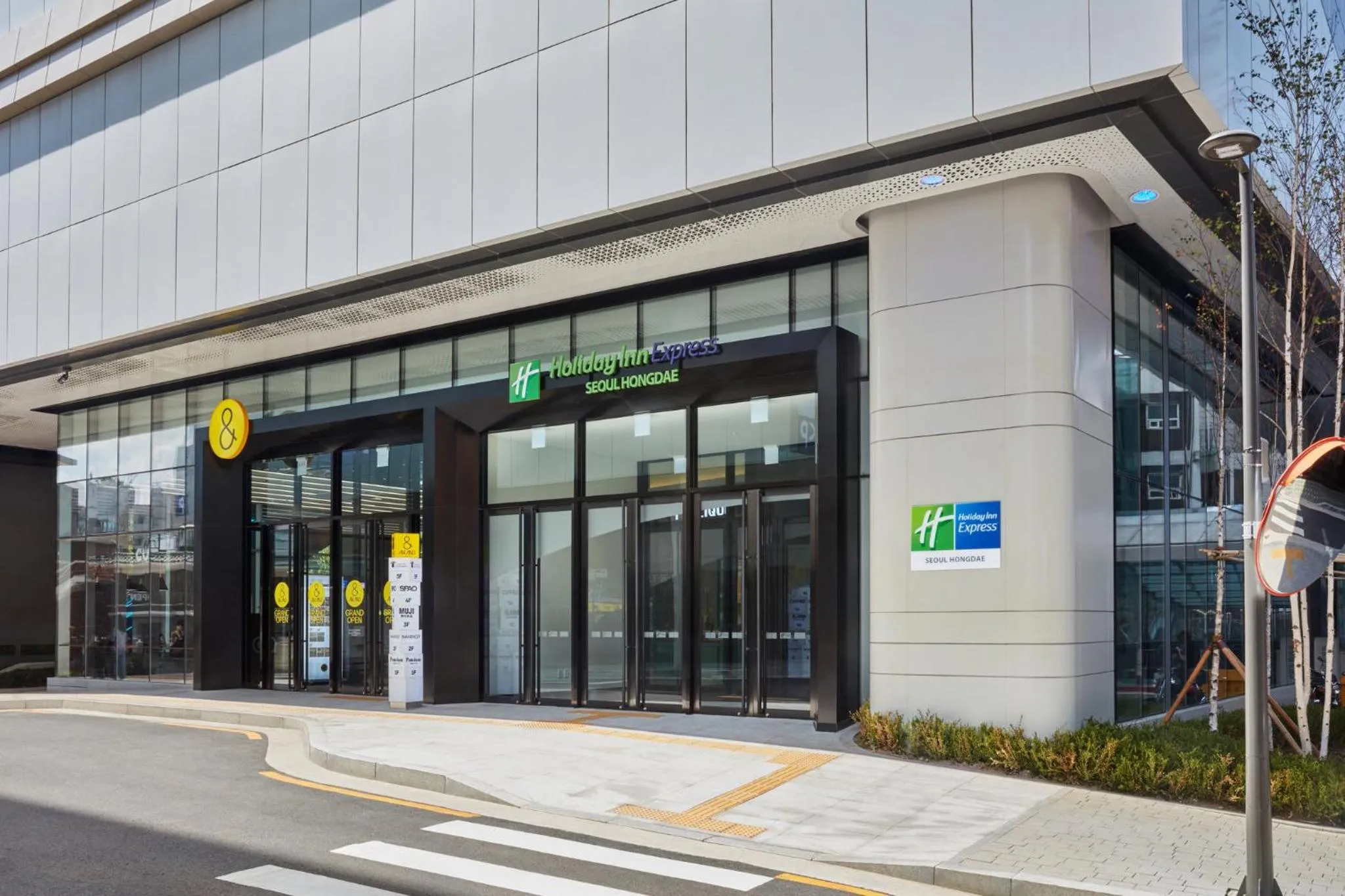 Property building in Holiday Inn Express Seoul Hongdae by IHG
