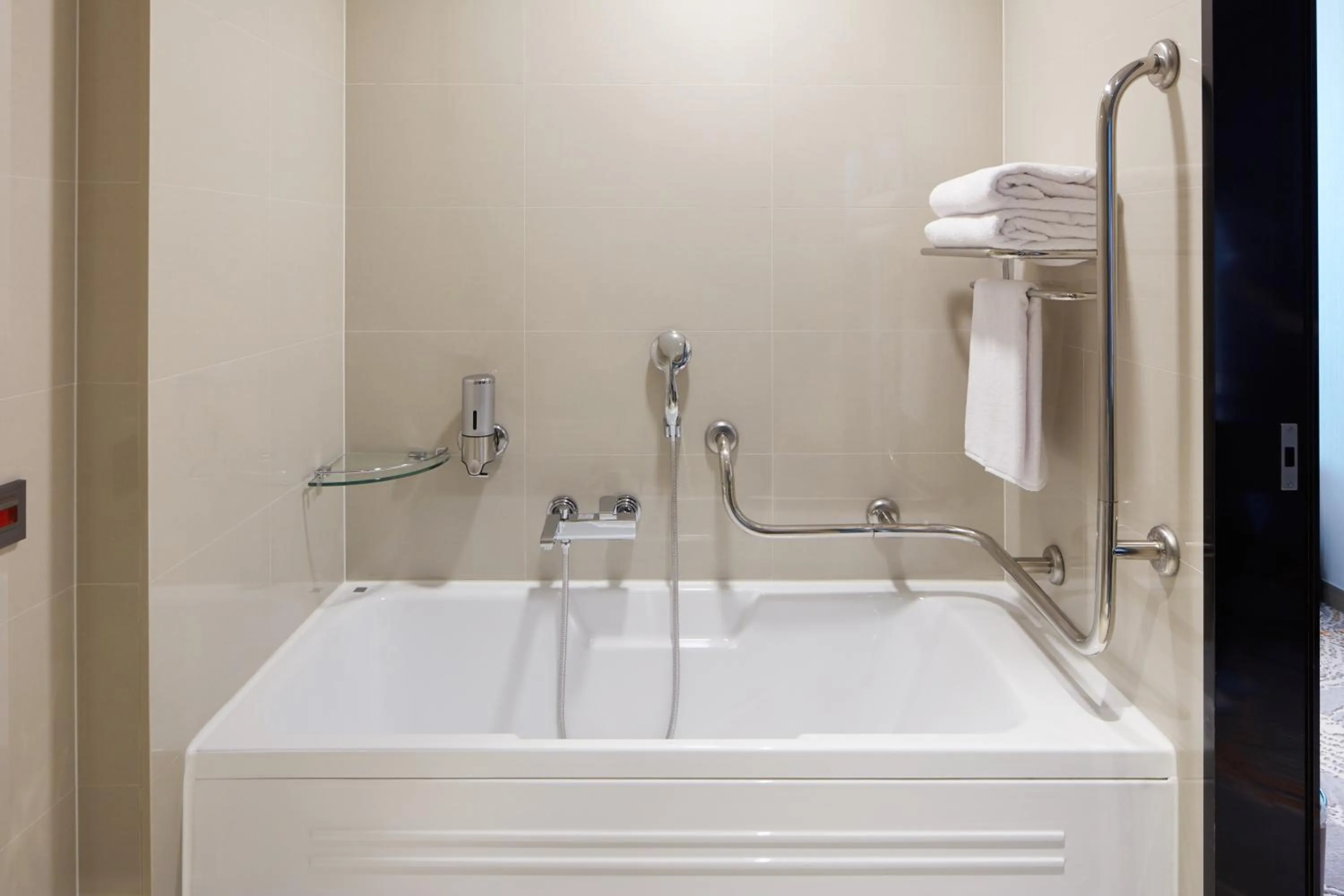 Photo of the whole room in Holiday Inn Express Seoul Hongdae by IHG