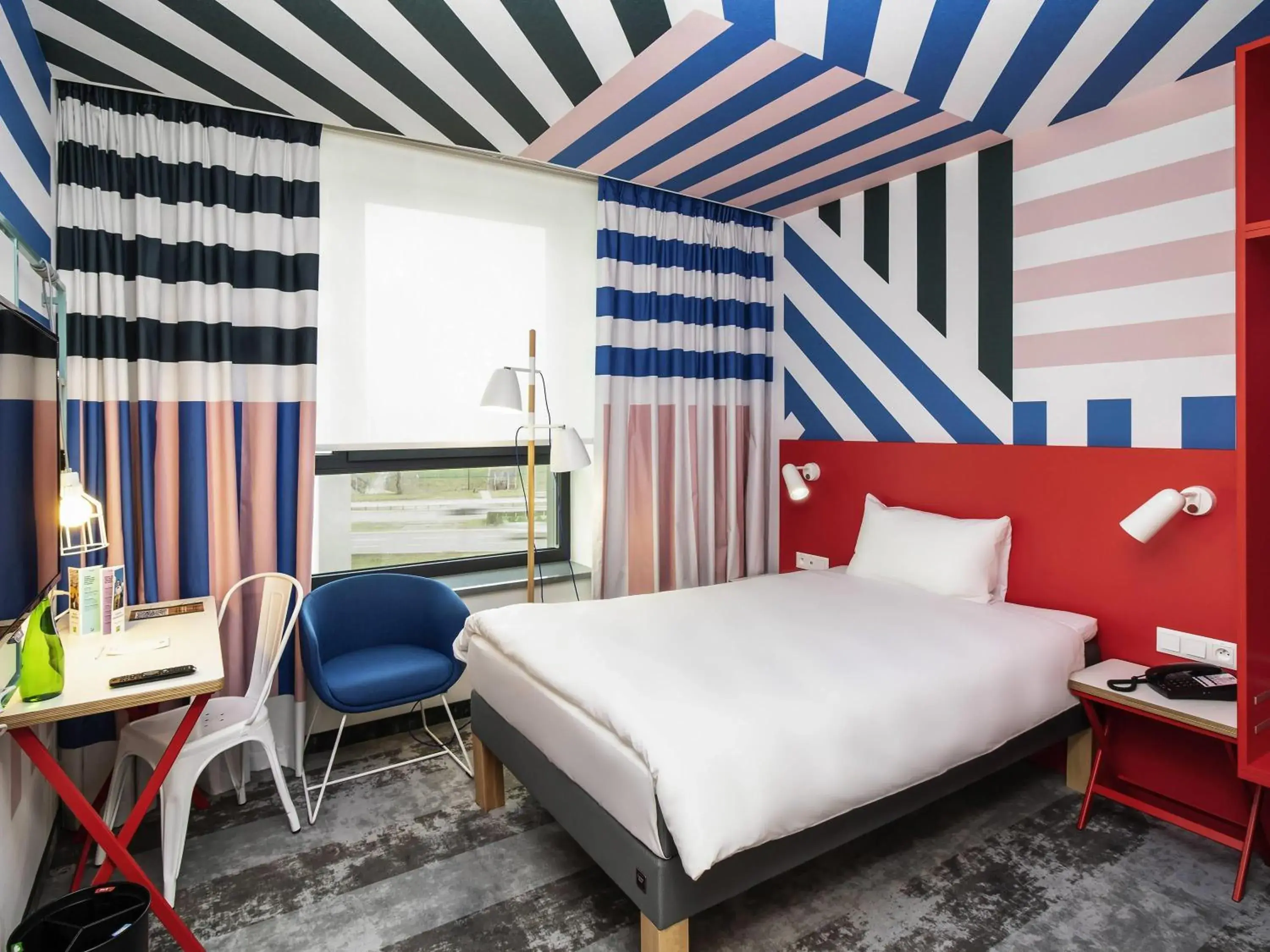 Bedroom, Bed in ibis Styles Warszawa Centrum Bedroom, Bed in ibis Styles Warszawa Centrum