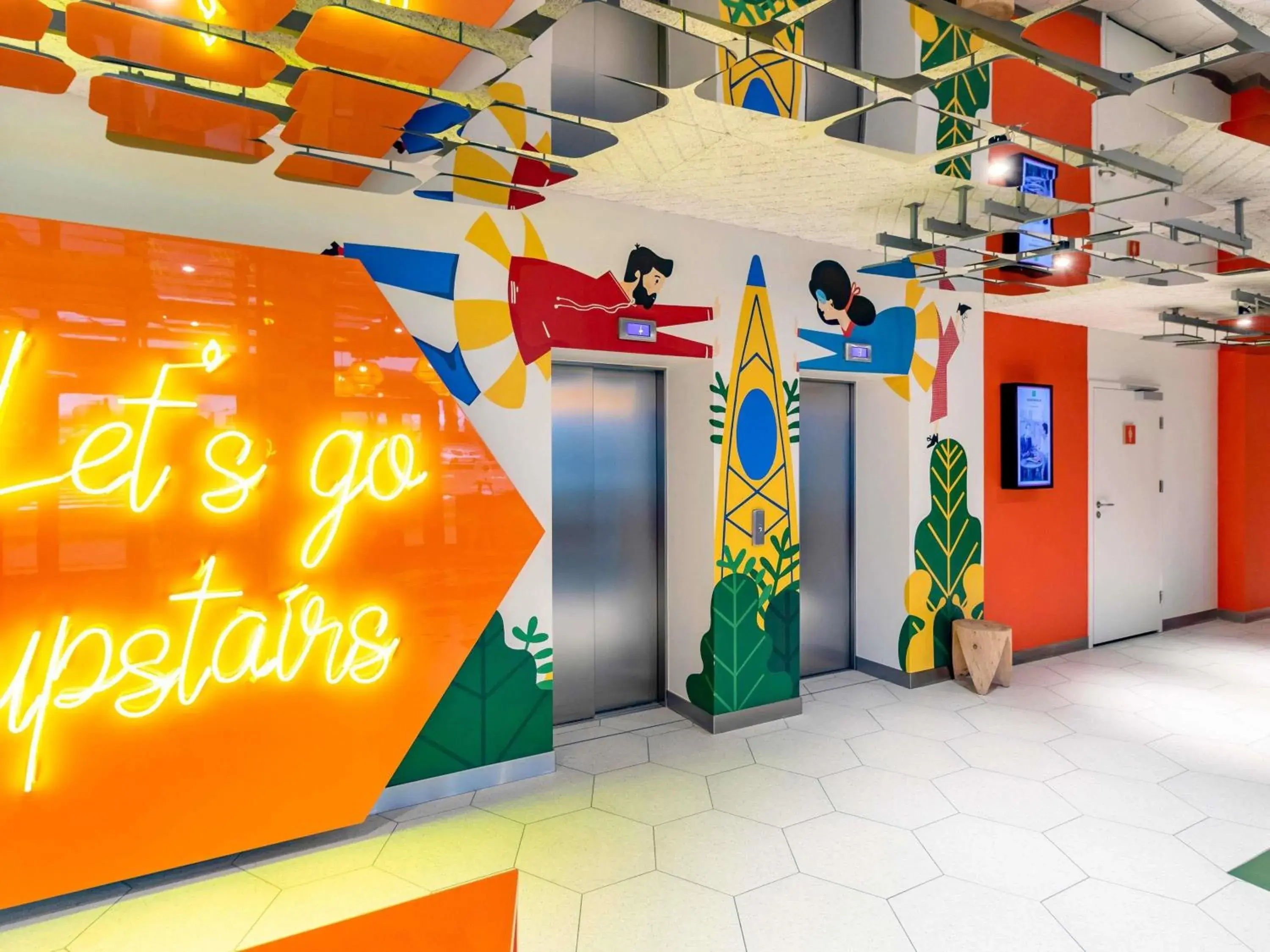 Property building in ibis Styles Warszawa Centrum Property building in ibis Styles Warszawa Centrum