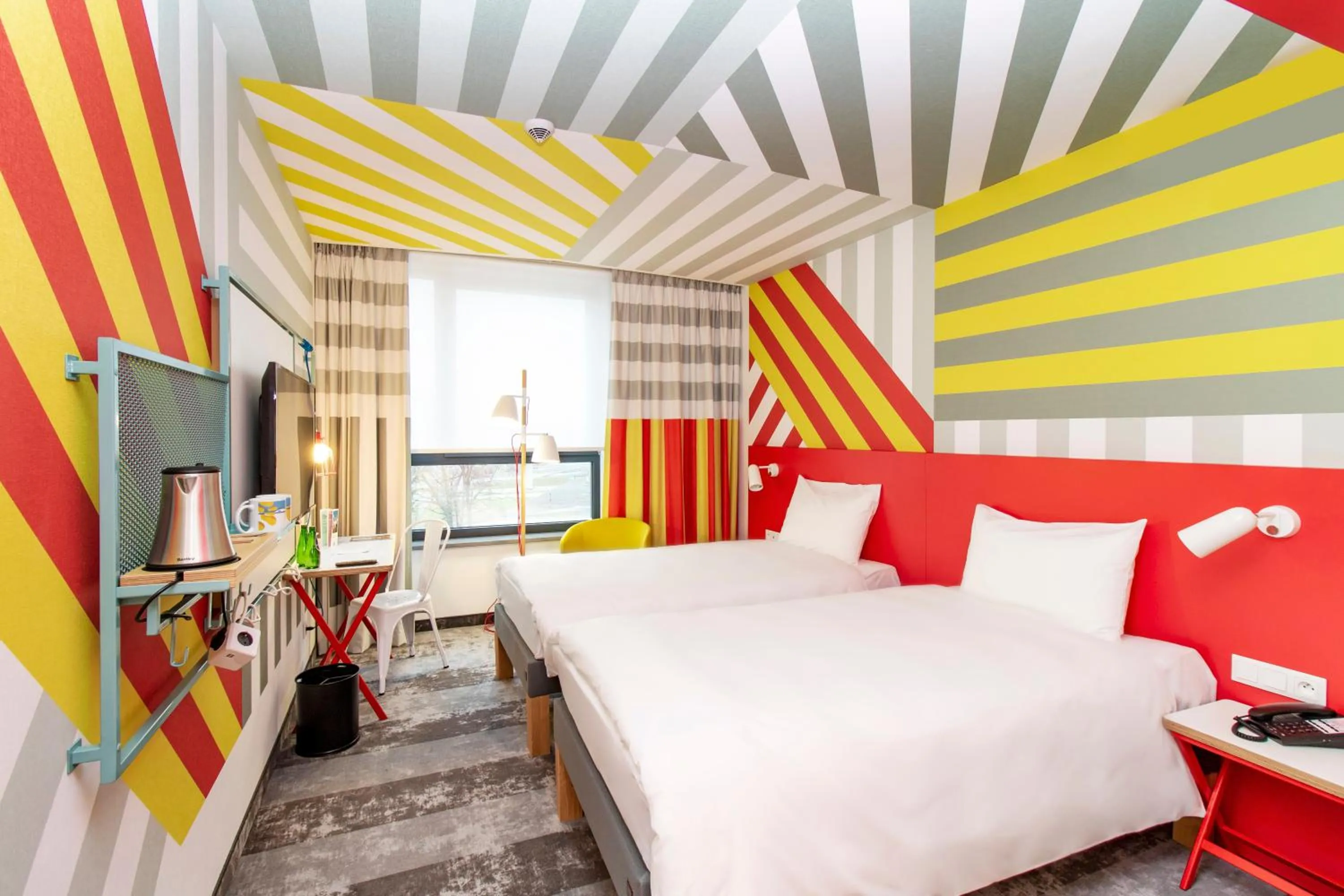 bunk bed, Bed in ibis Styles Warszawa Centrum