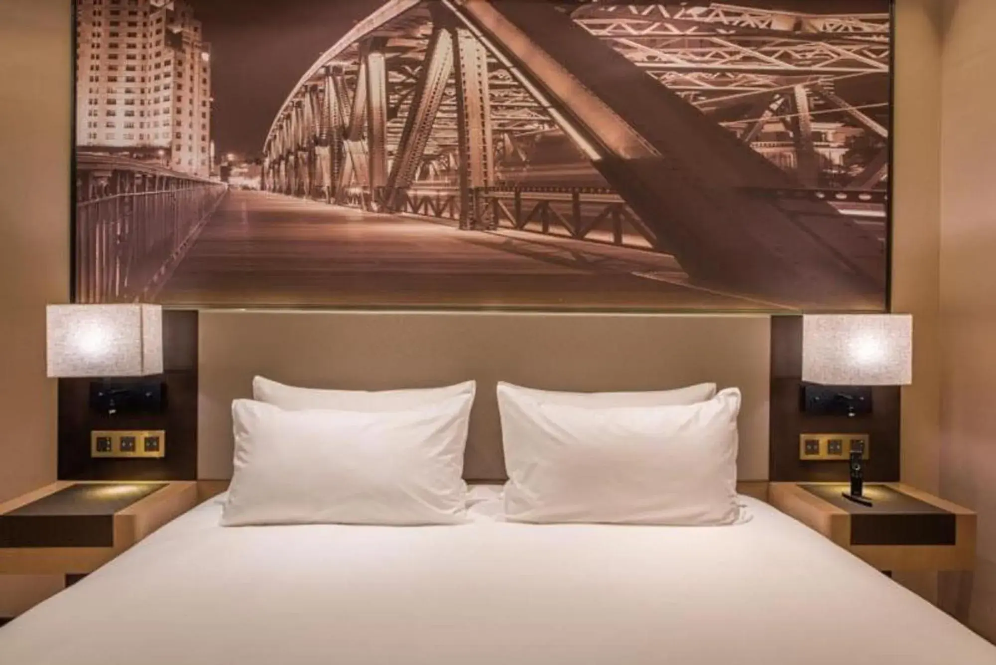 Photo of the whole room, Bed in Mercure Shanghai Jiuting Photo of the whole room, Bed in Mercure Shanghai Jiuting