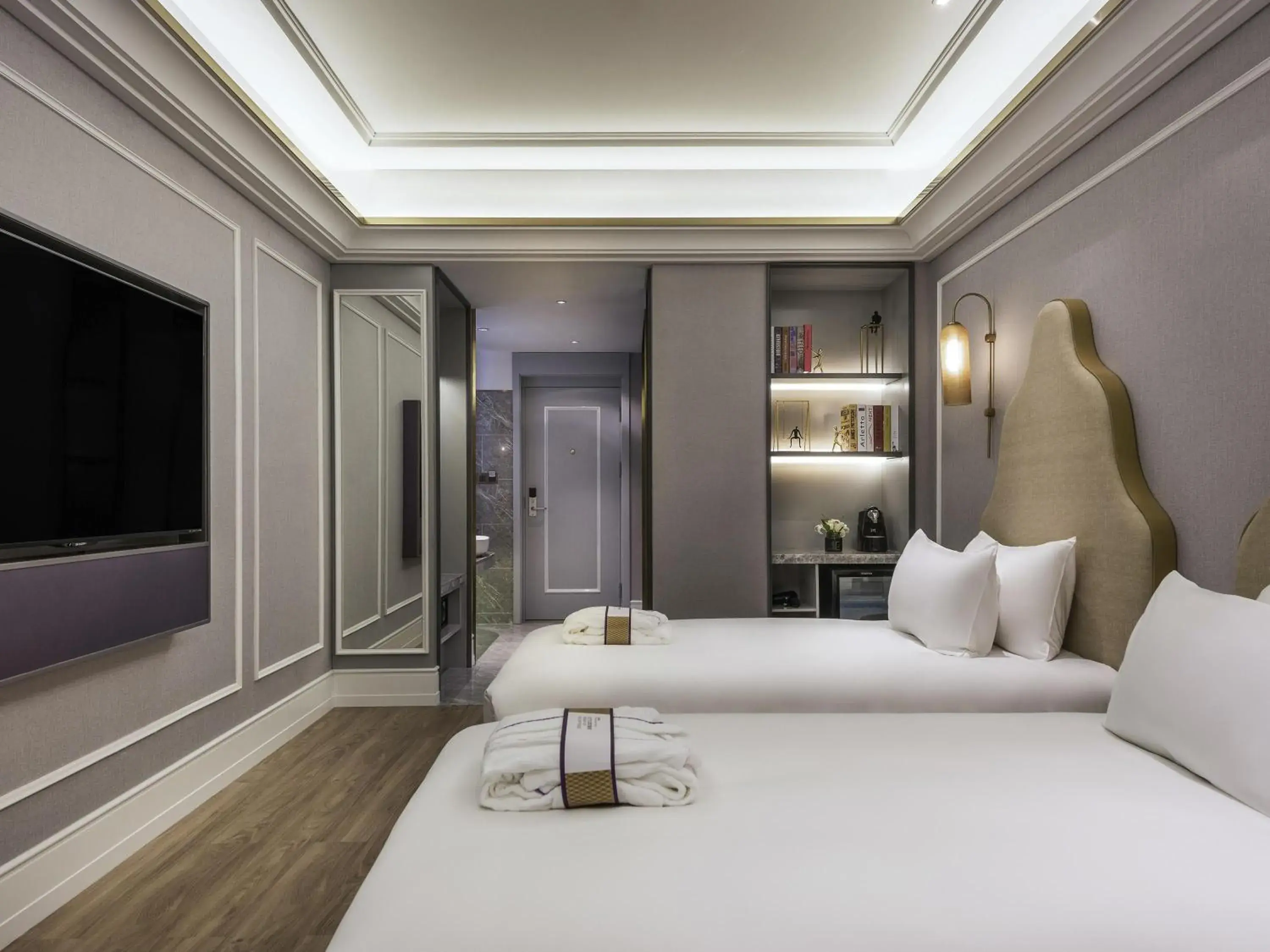 Bedroom, Bed in Mercure Shanghai Jiuting Bedroom, Bed in Mercure Shanghai Jiuting