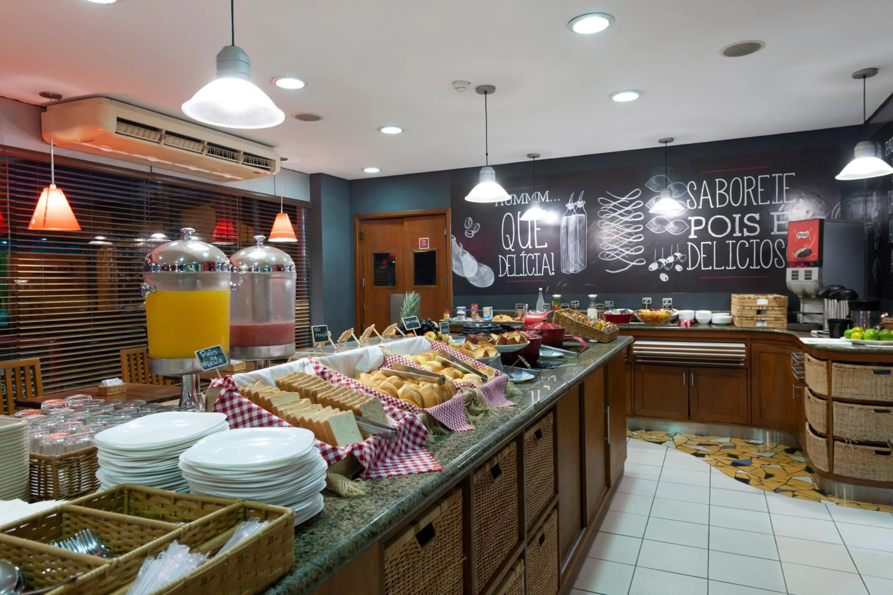 Restaurant/places to eat in Ibis Teresina