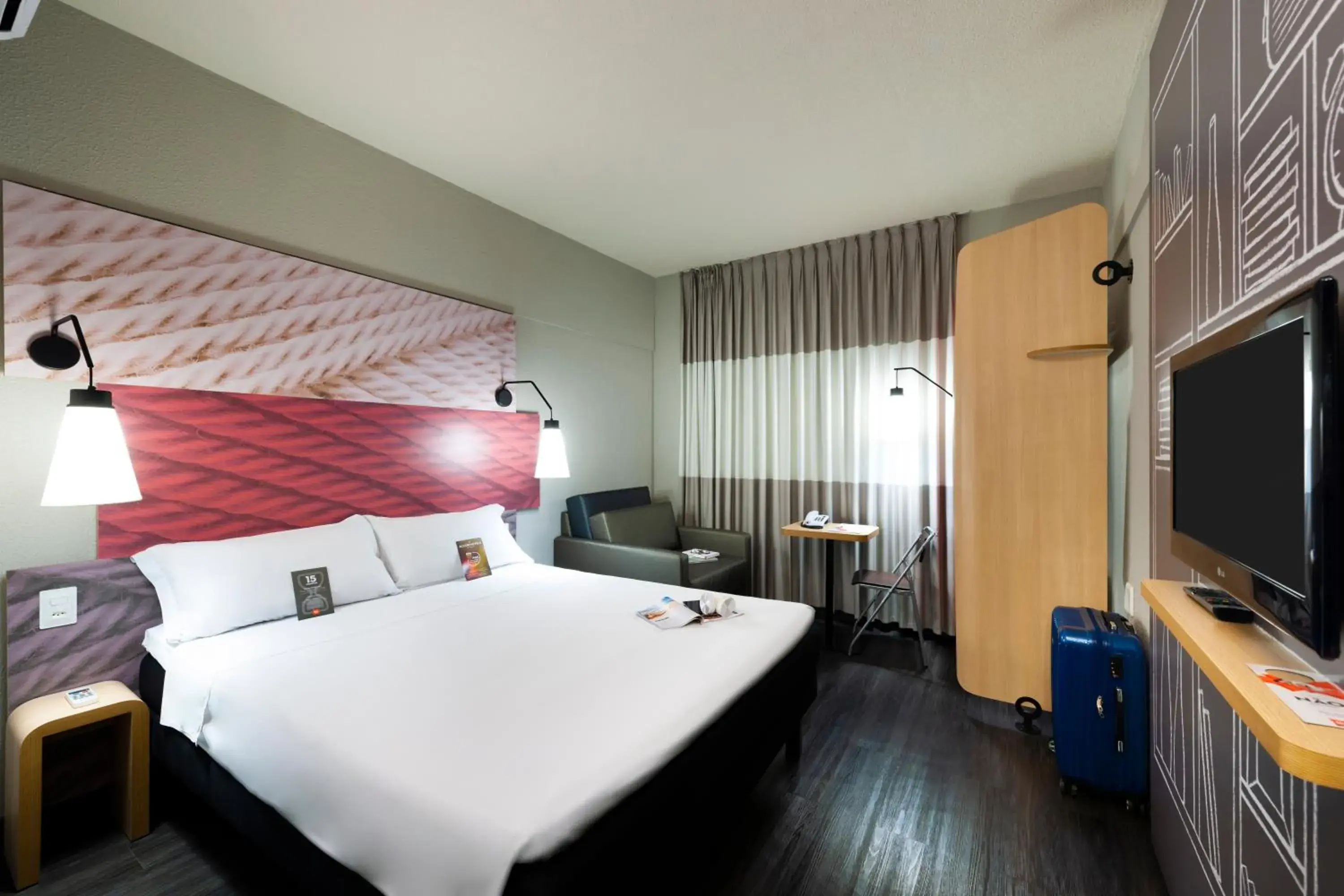 Photo of the whole room, Bed in Ibis Teresina Photo of the whole room, Bed in Ibis Teresina