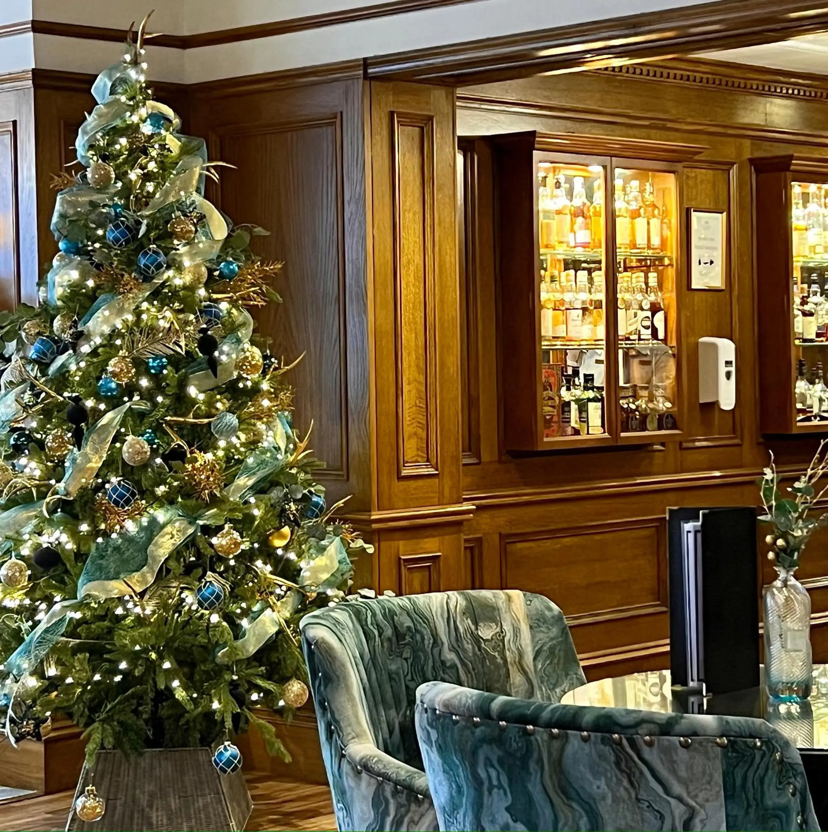 Lounge or bar in Kingsmills Hotel Lounge or bar in Kingsmills Hotel