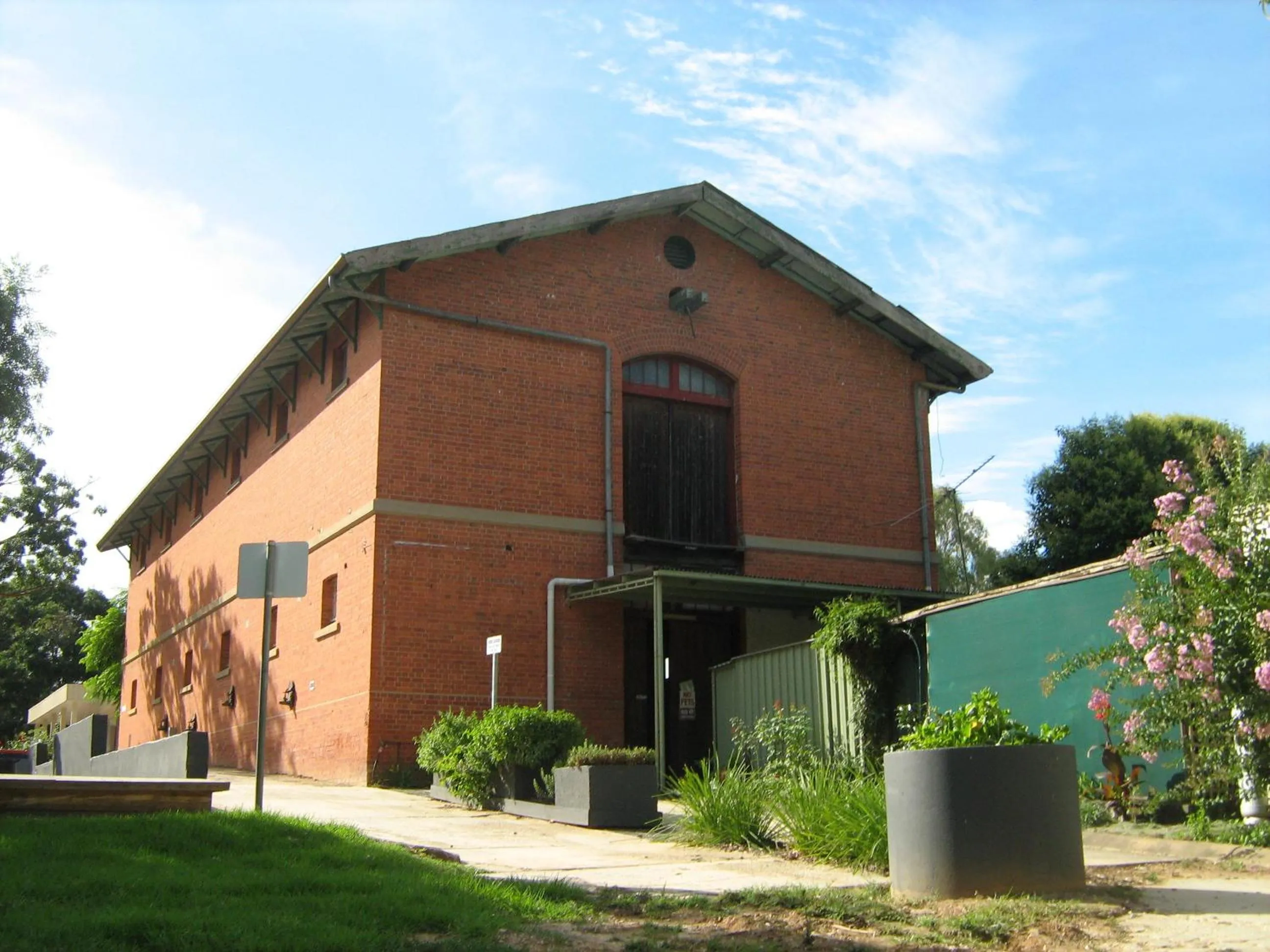 Communal lounge/ TV room in Rivergum Holiday Park