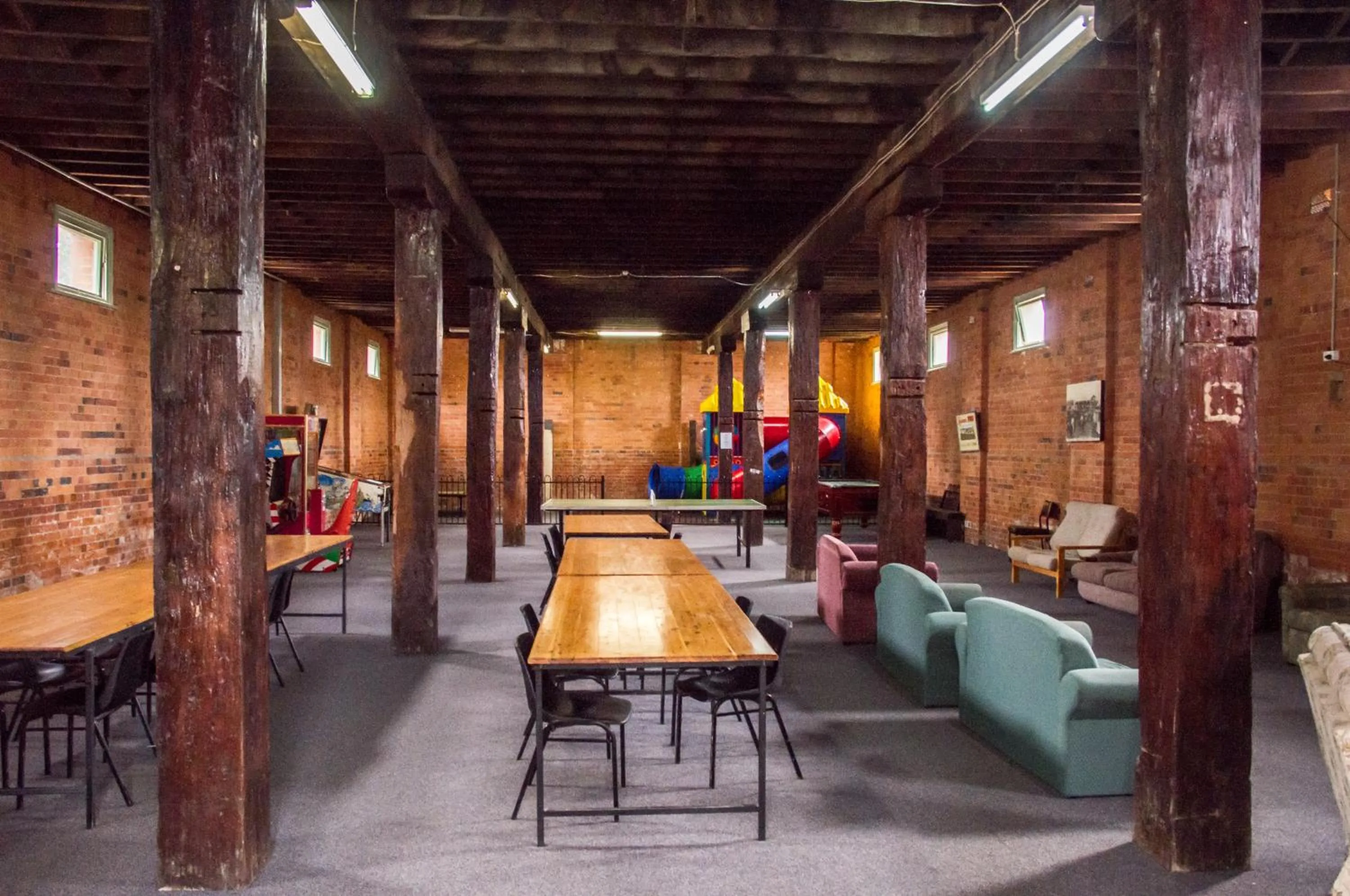 Communal lounge/ TV room in Rivergum Holiday Park