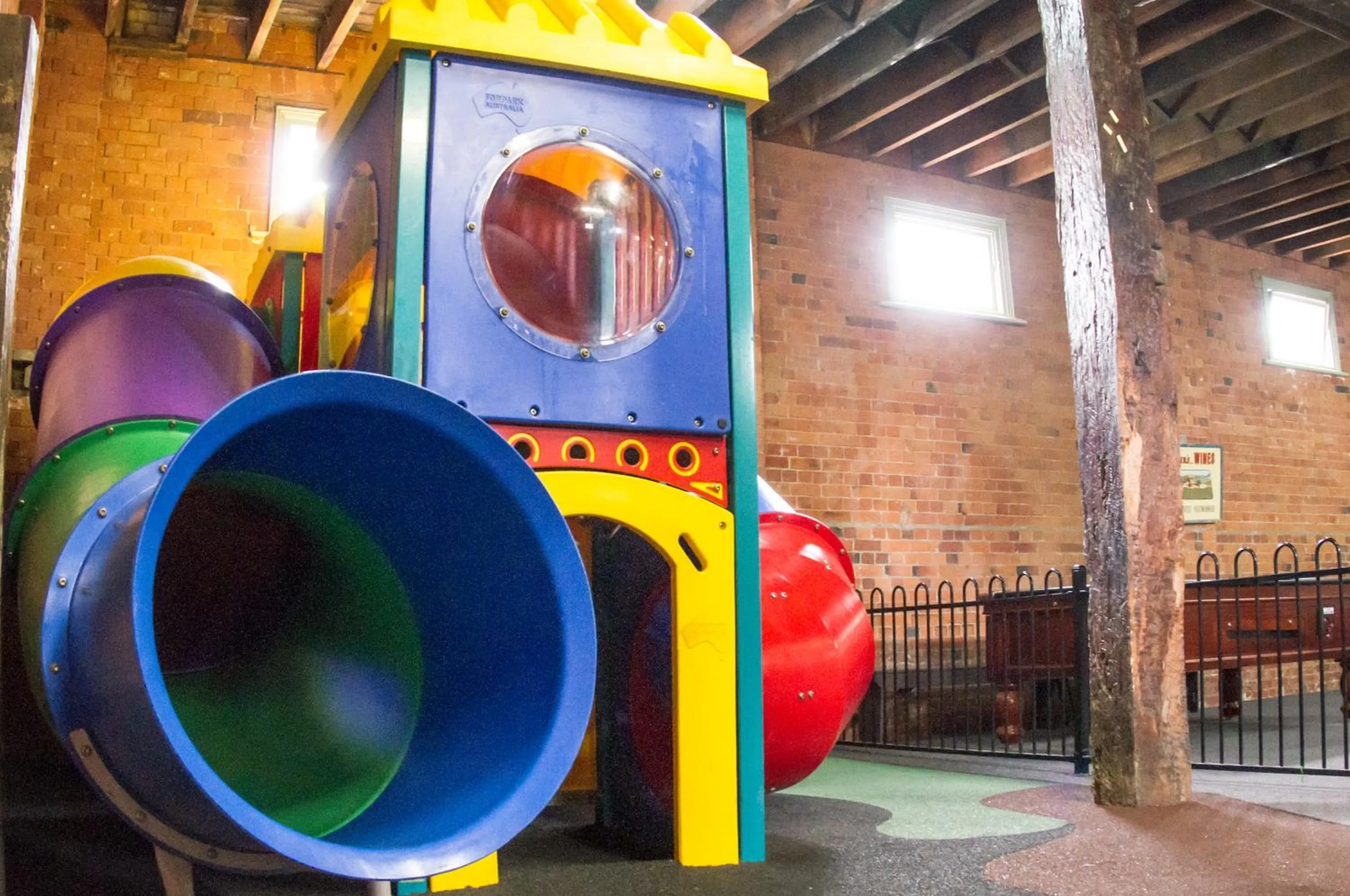 Communal lounge/ TV room in Rivergum Holiday Park