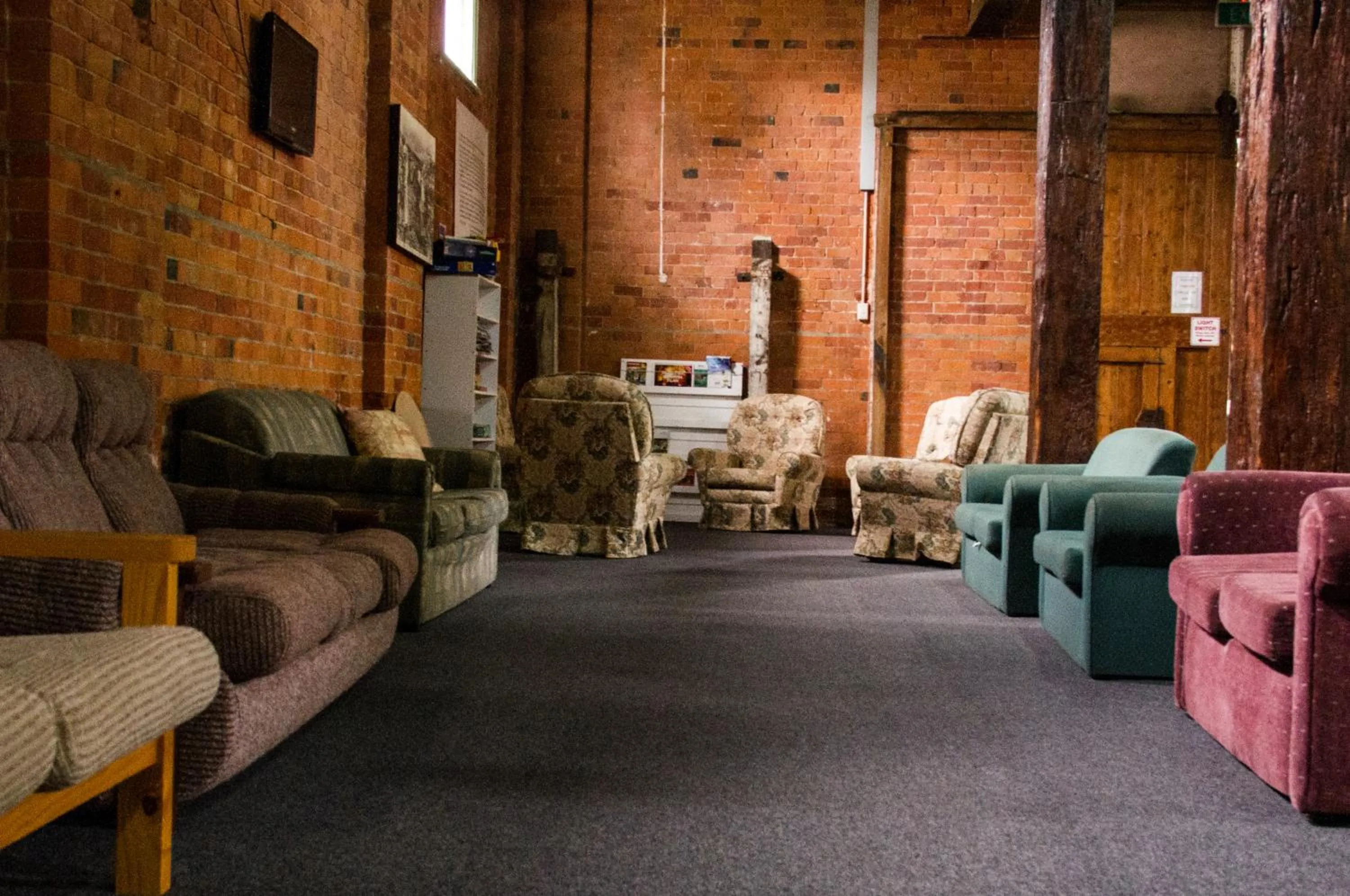 Communal lounge/ TV room in Rivergum Holiday Park