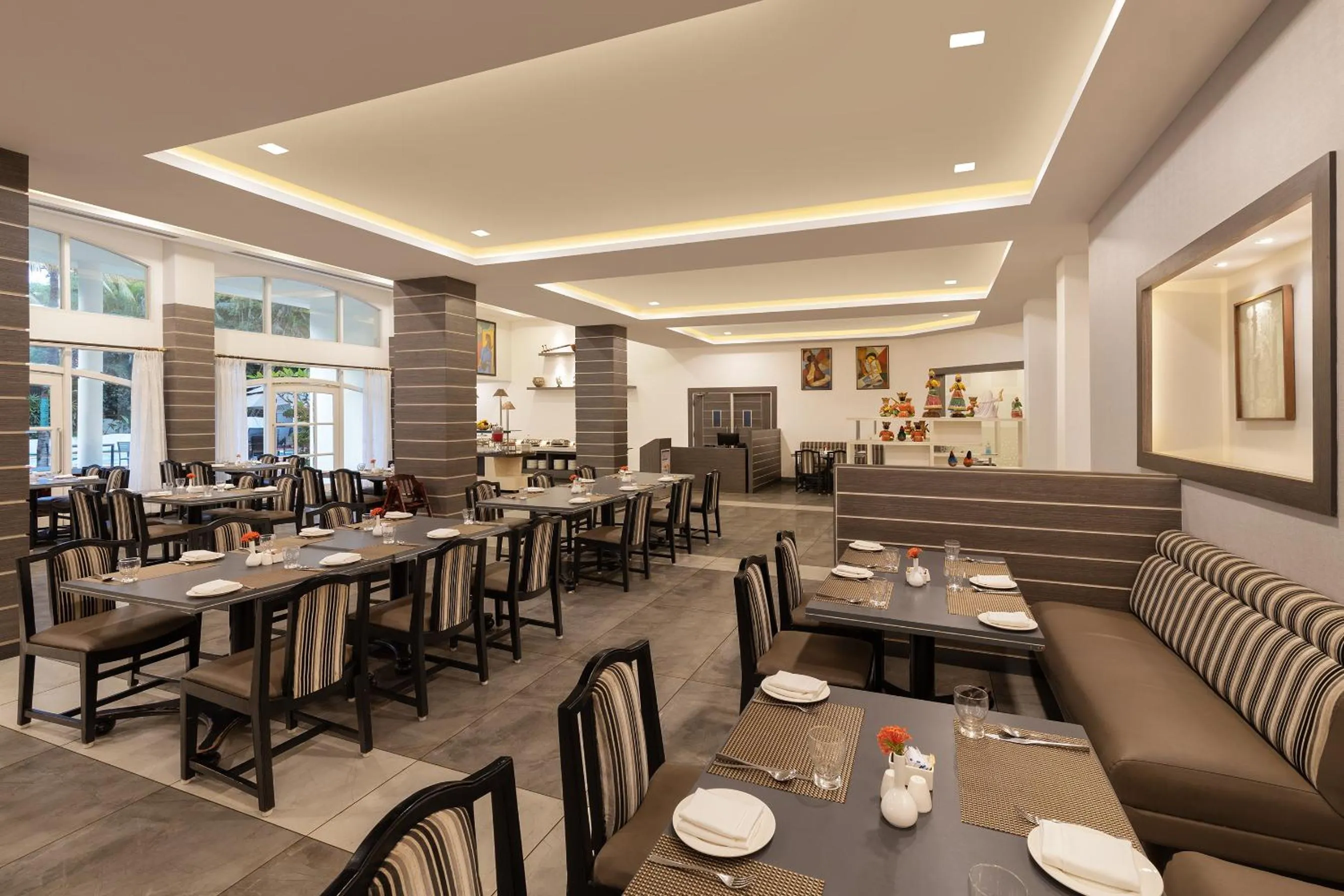 Restaurant/places to eat in Sangam Hotel, Thanjavur