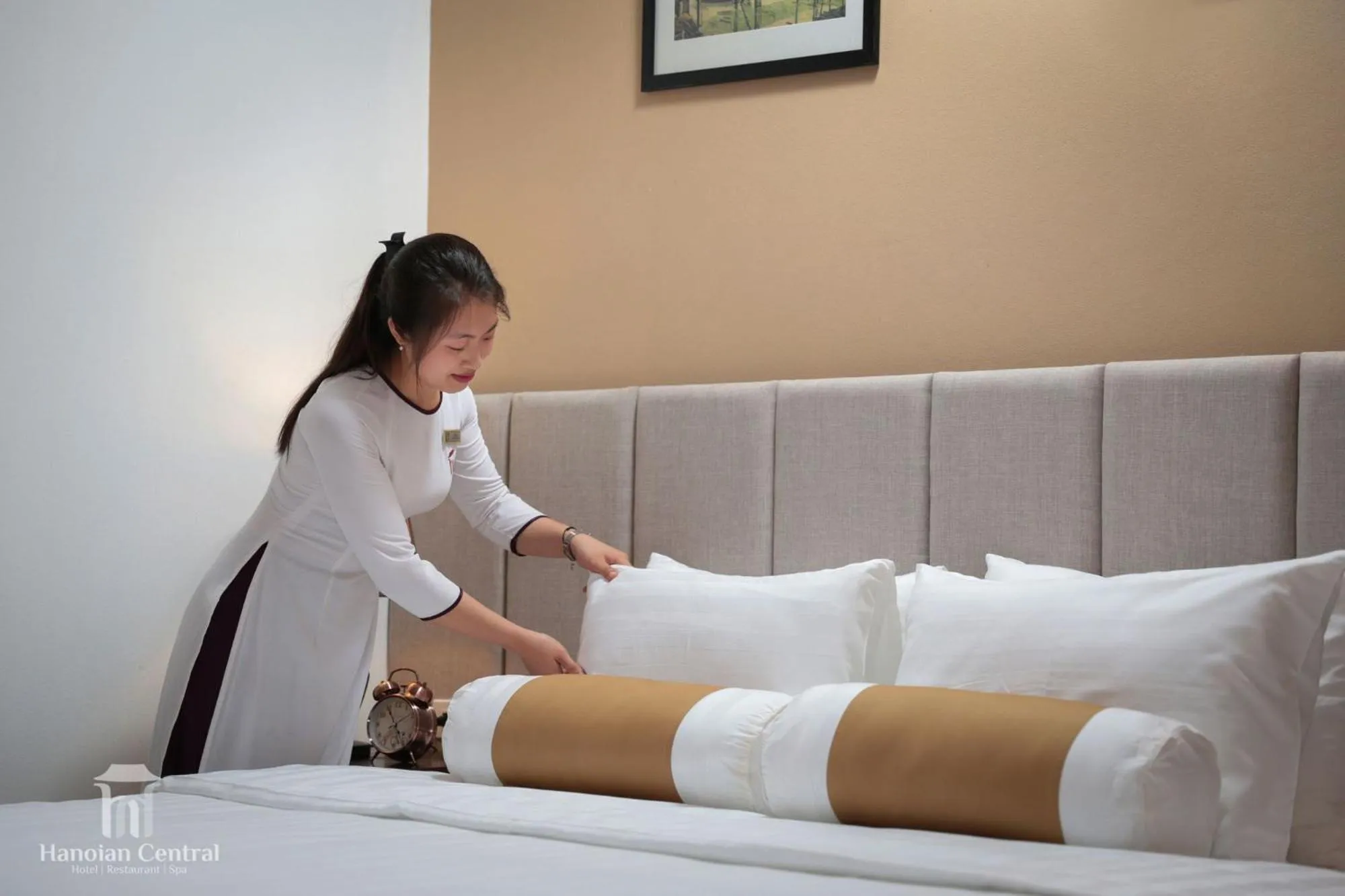 Bed in Hanoian Central Hotel & Spa