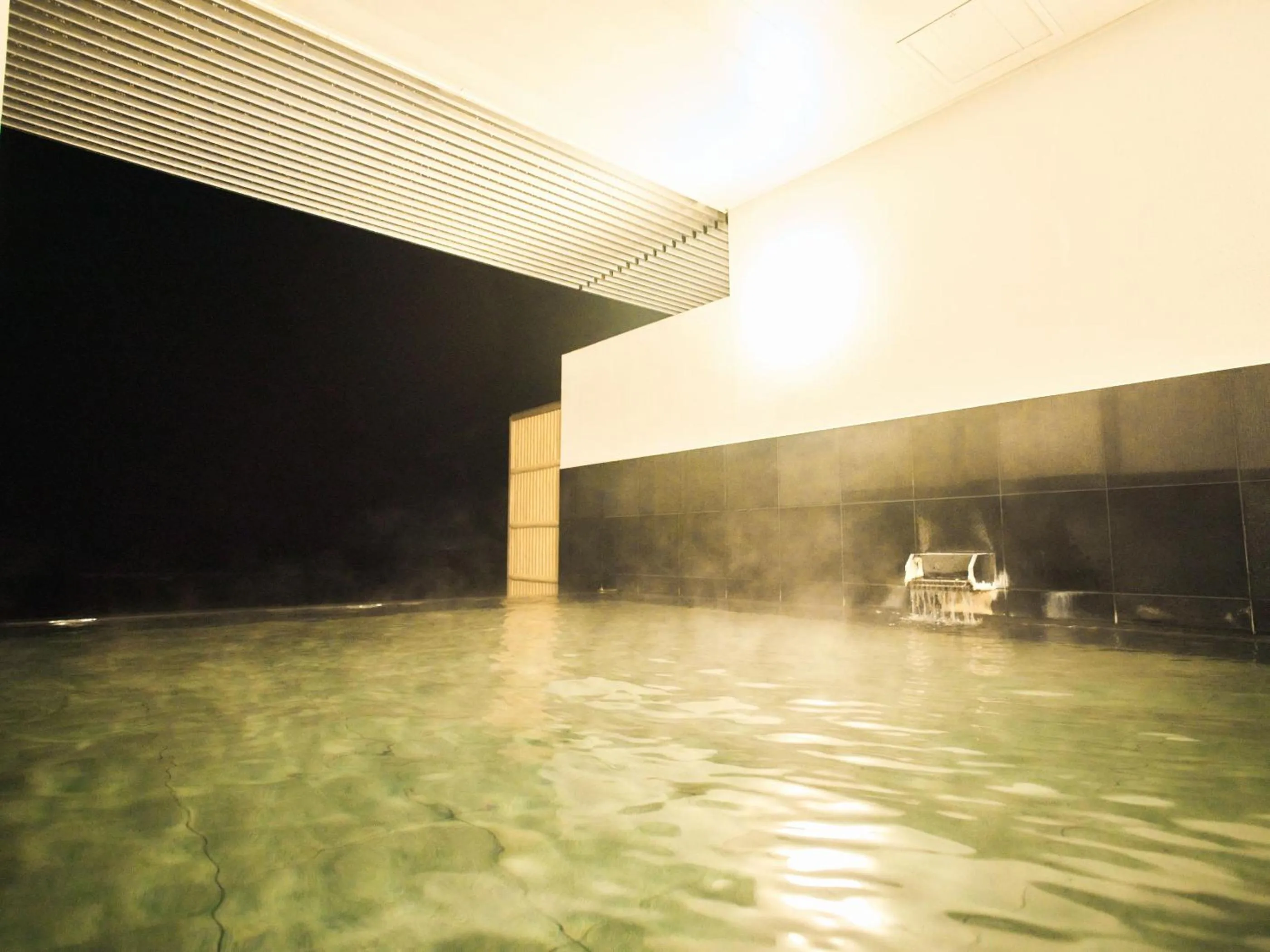 Open Air Bath in Yunohama Hotel
