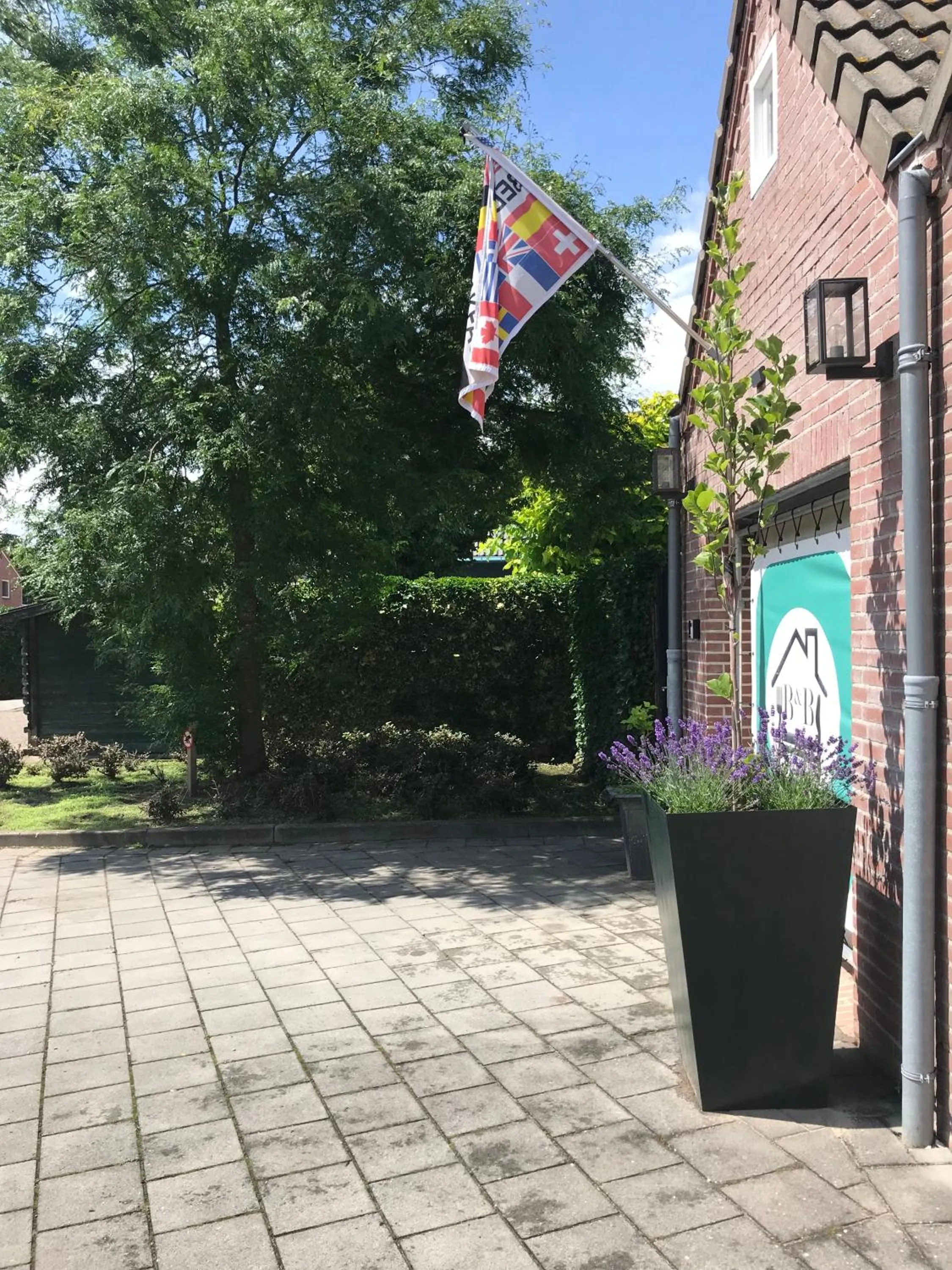 Property building in Villa Pats