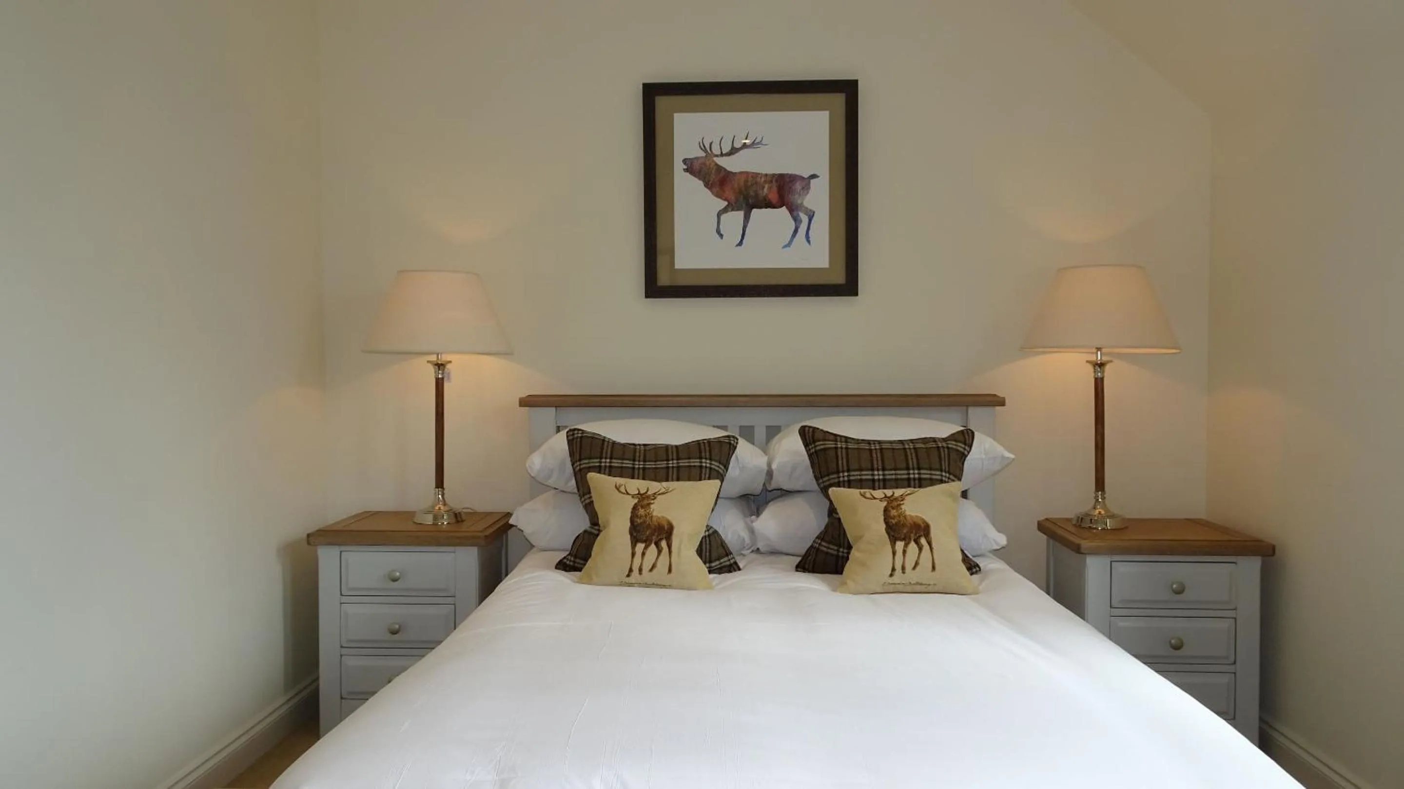 Bed in Loch Ness Lodge