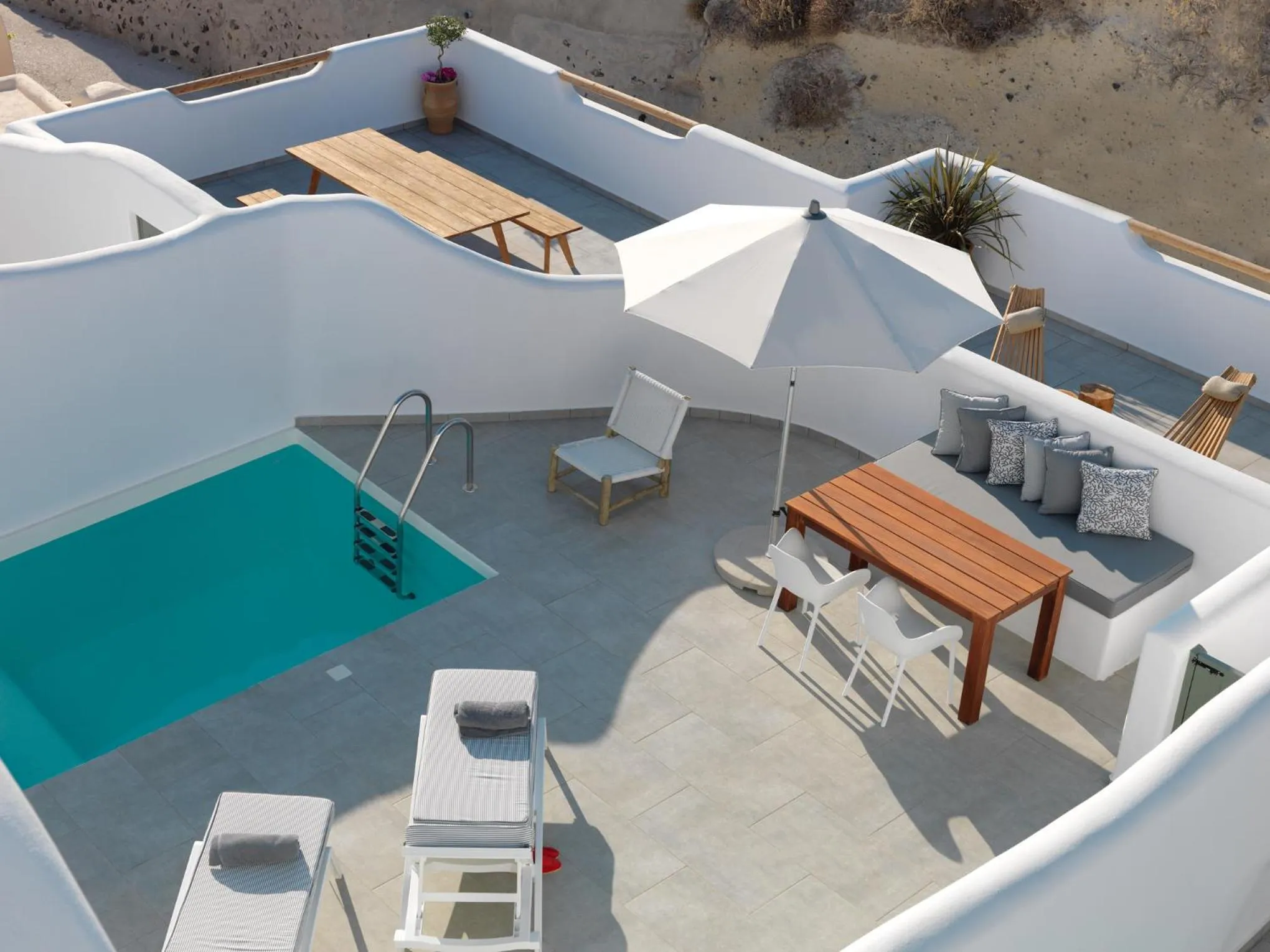 Property building in Drops Cave Houses