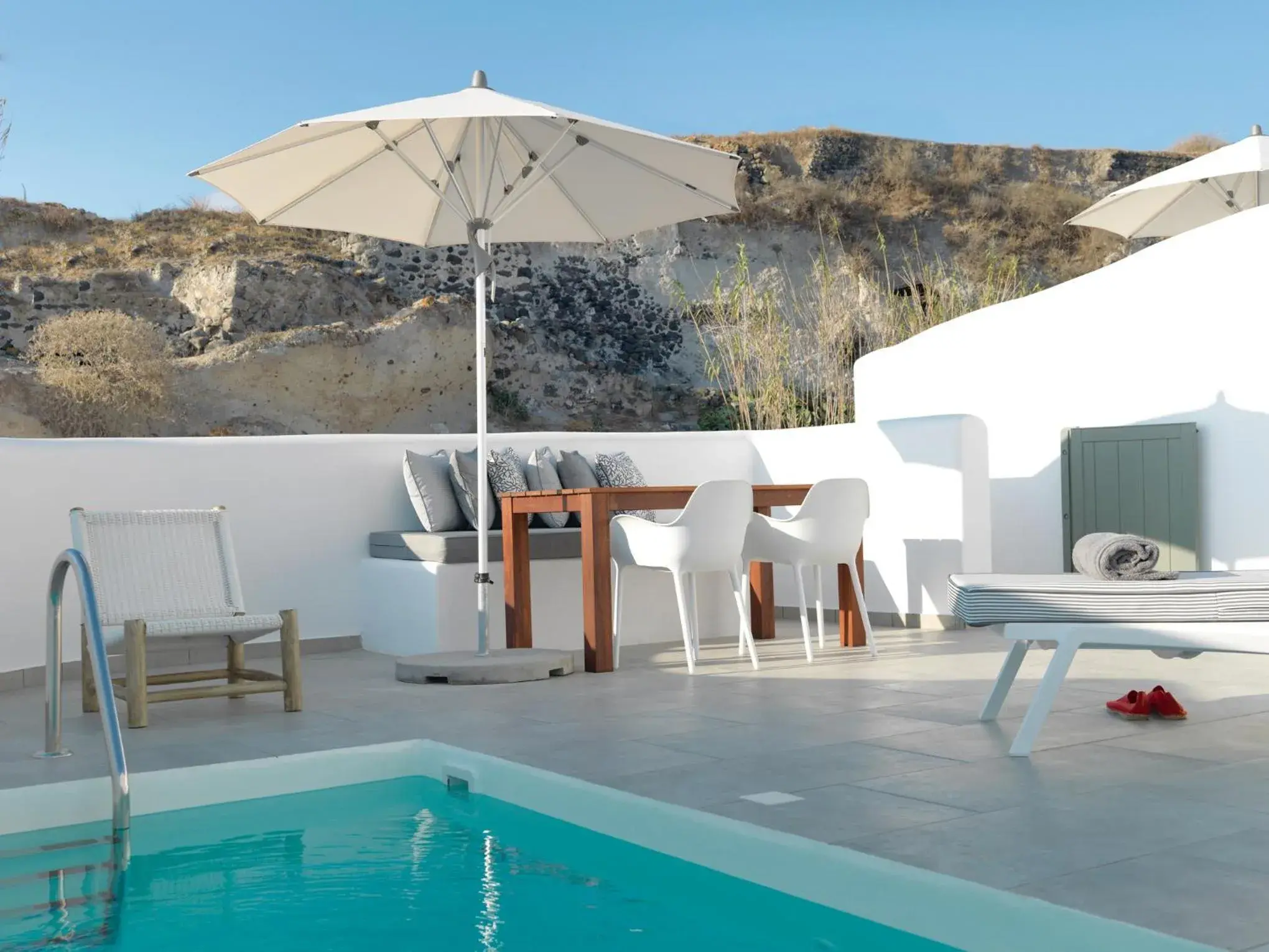 Two-Bedroom Cave Suite with Private Plunge Pool in Drops Cave Houses Two-Bedroom Cave Suite with Private Plunge Pool in Drops Cave Houses