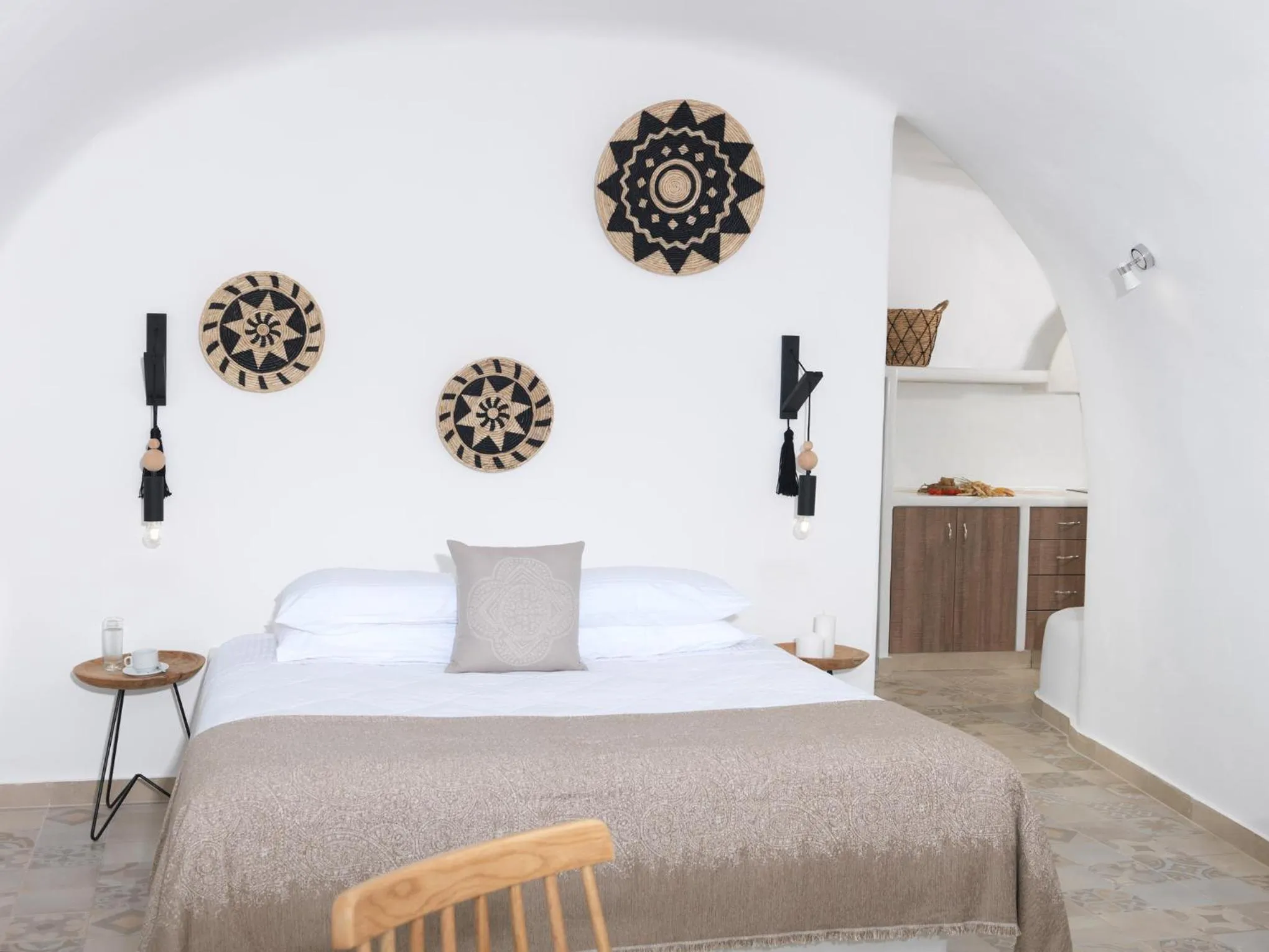 Bedroom, Bed in Drops Cave Houses