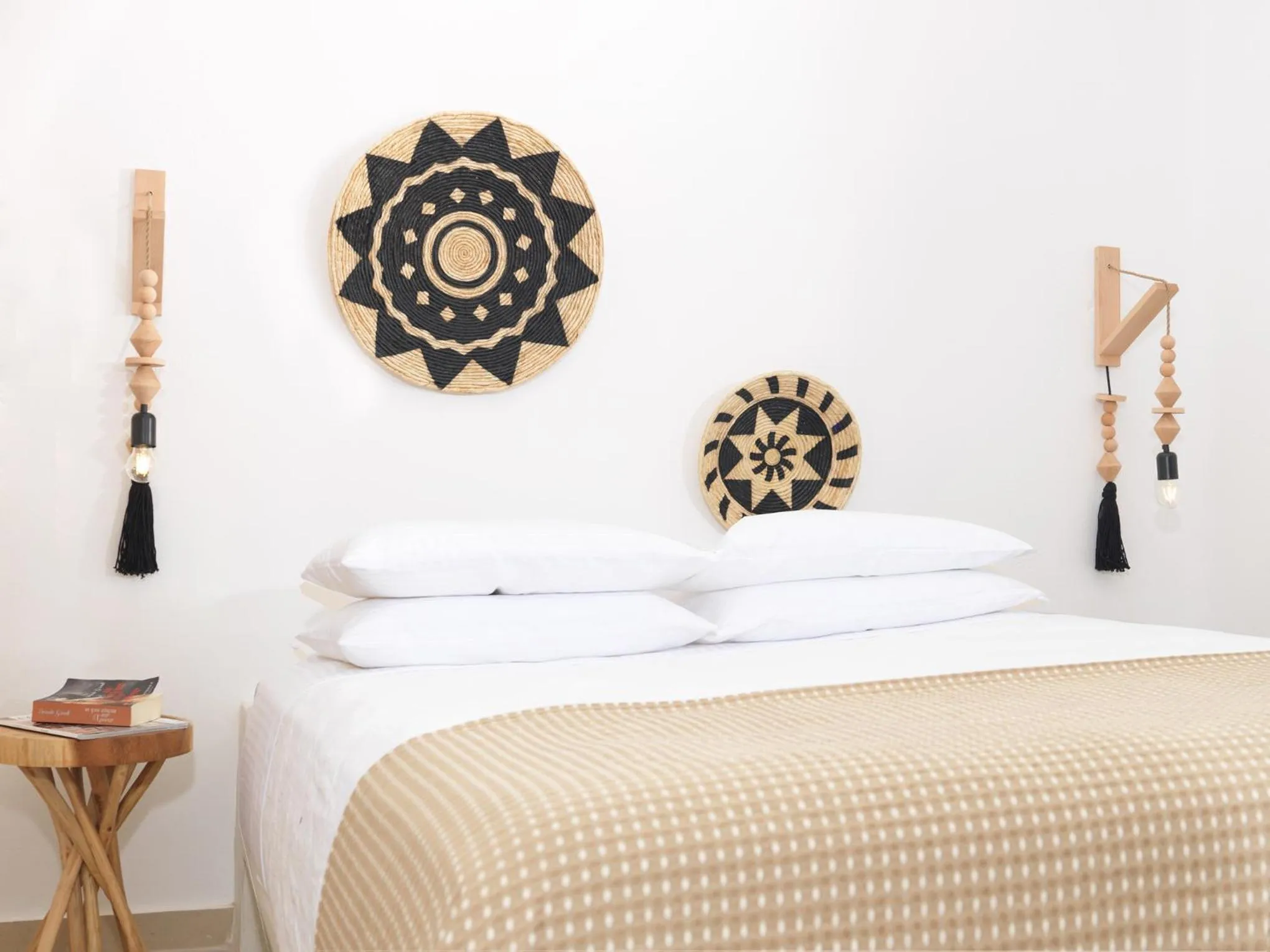 Bedroom, Bed in Drops Cave Houses