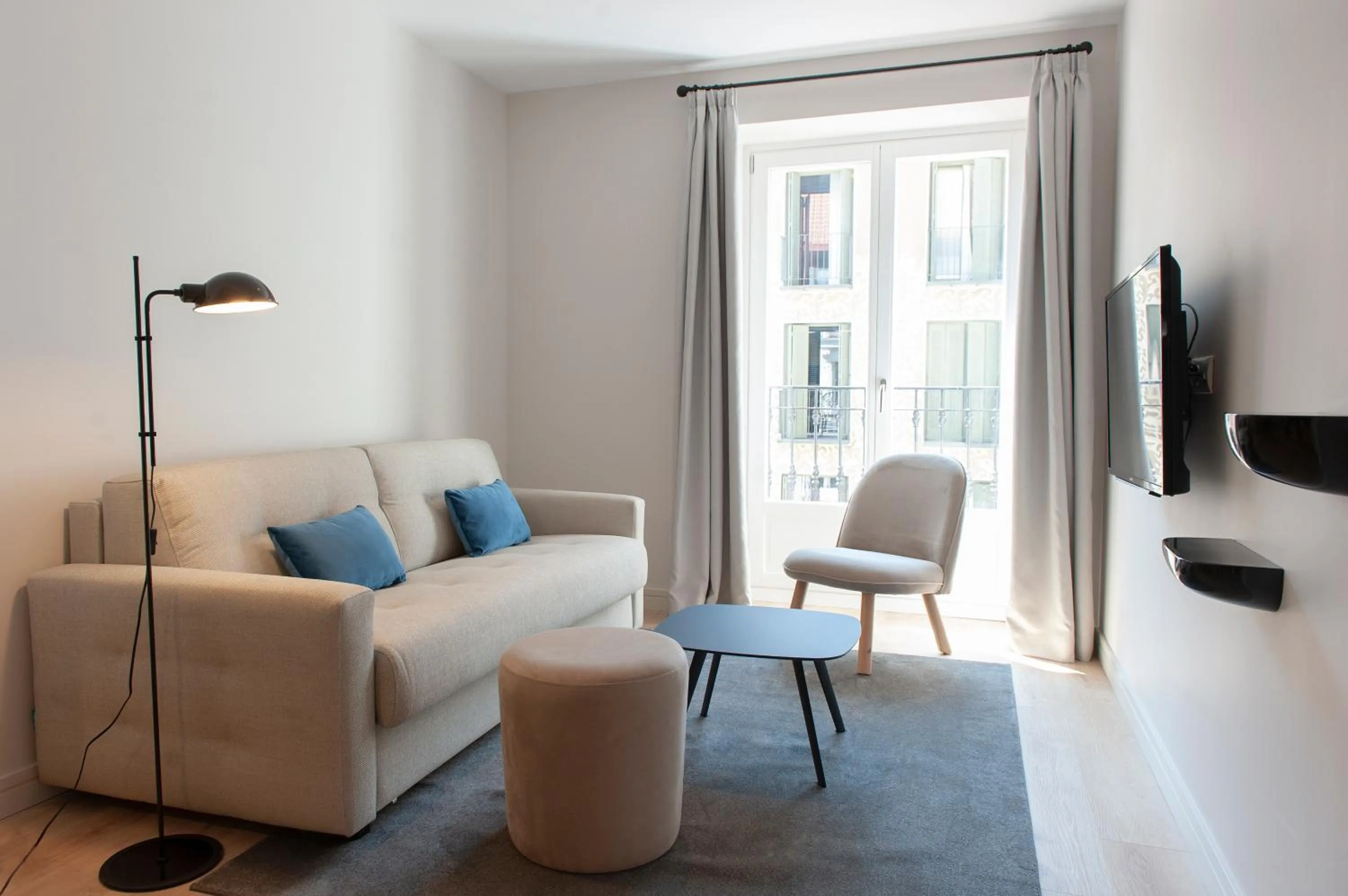 Living room in MH Apartments Central Madrid