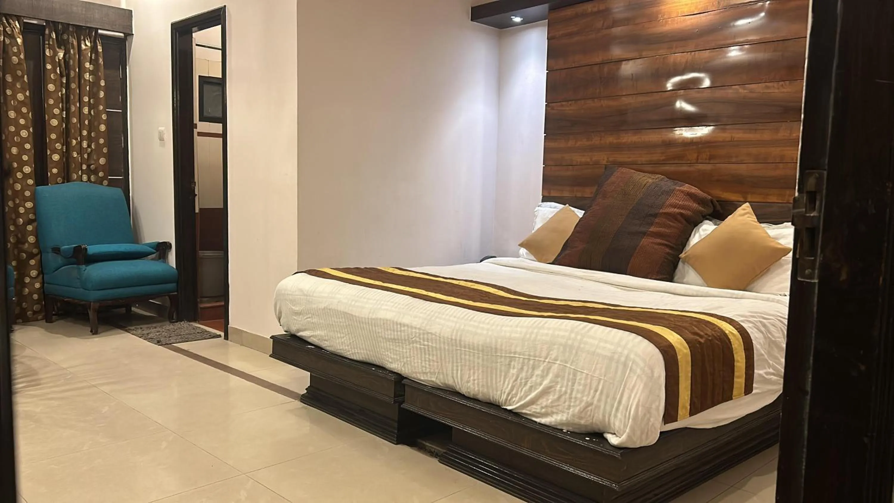 Bed in Hotel CJ International