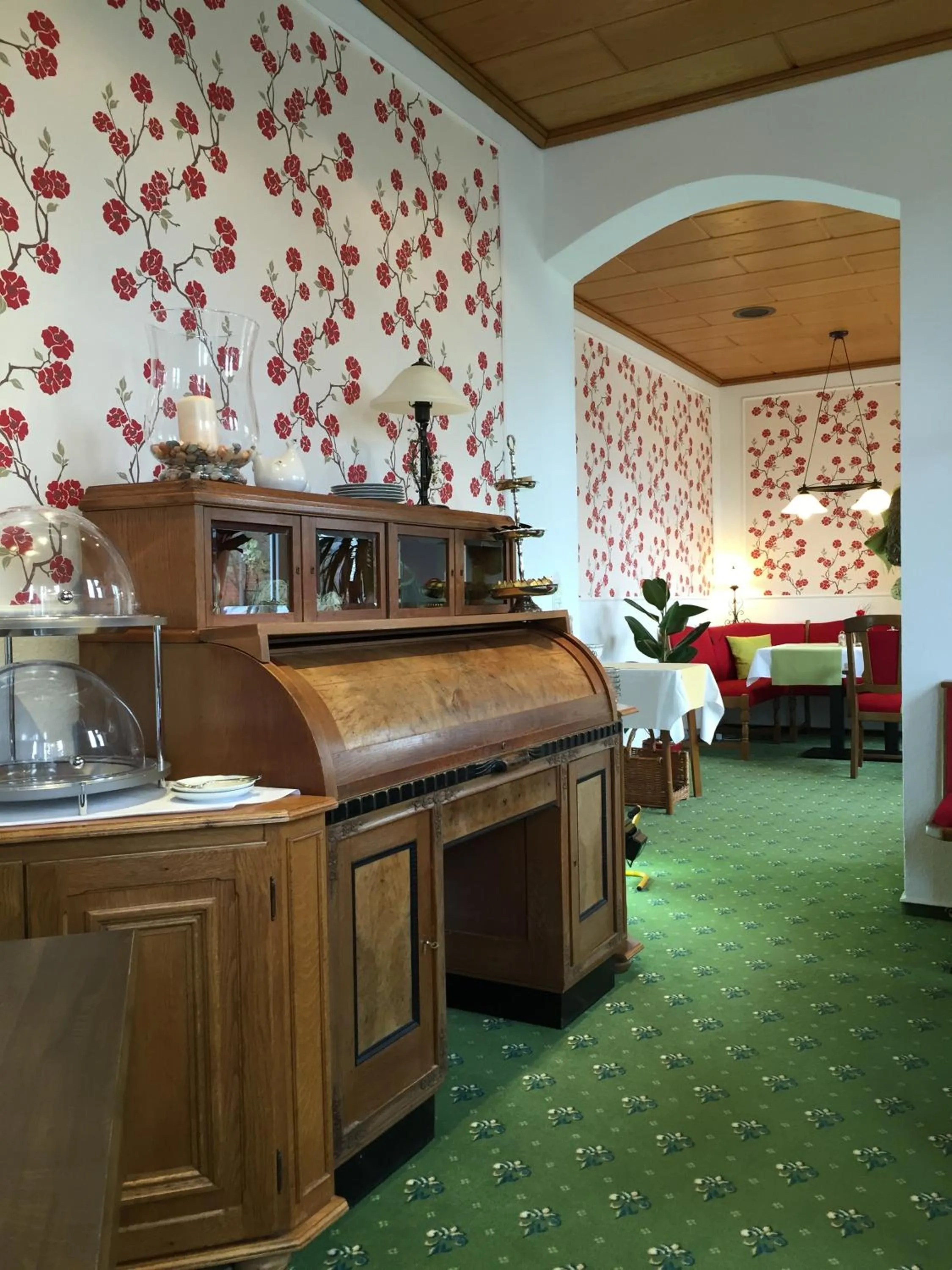 Restaurant/places to eat in Thermen Hotel Pension Villa Holstein