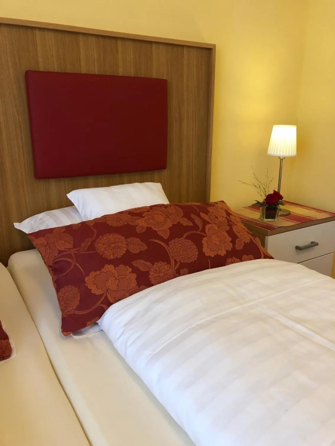 Decorative detail, Bed in Thermen Hotel Pension Villa Holstein