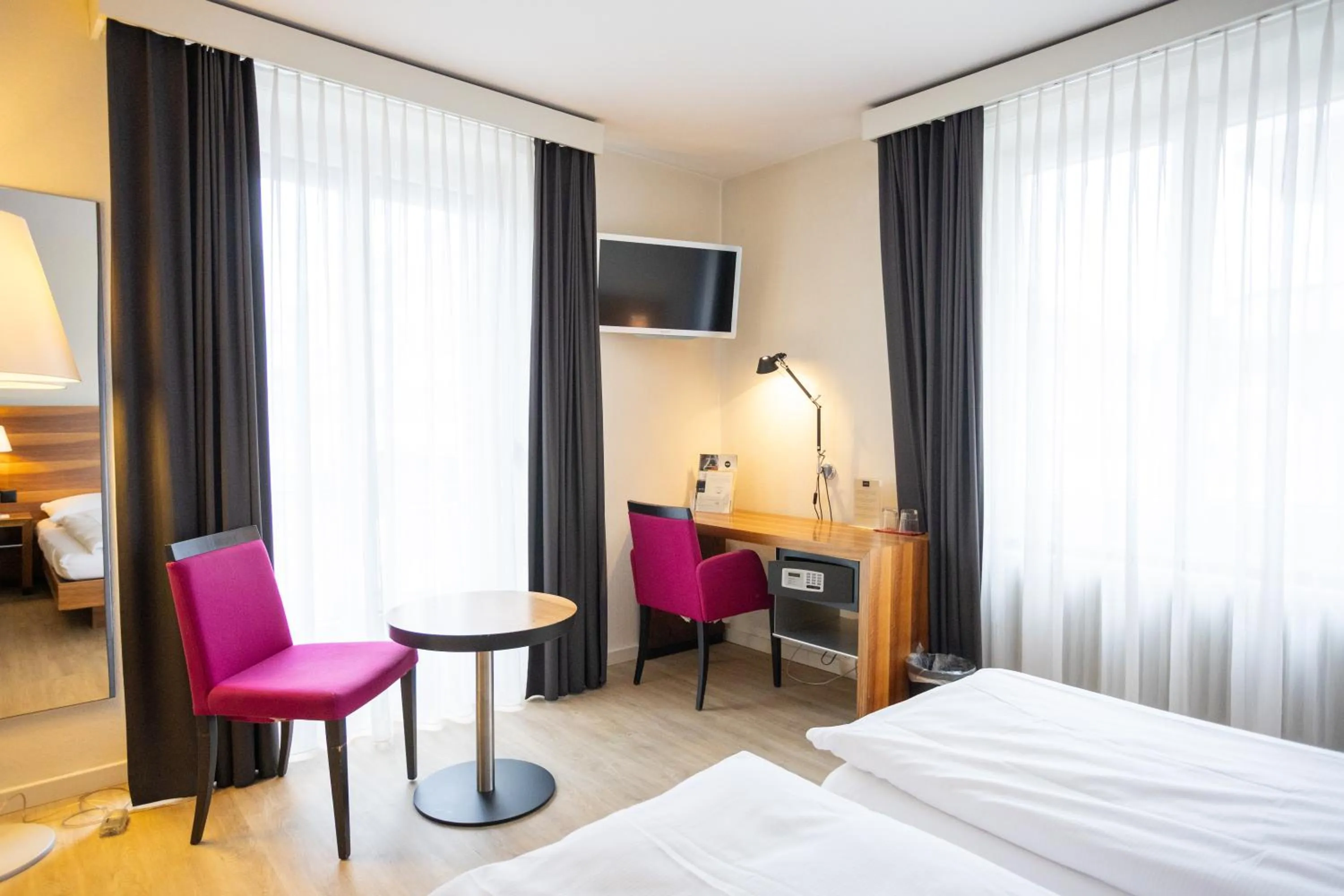 Bed in Hotel Astoria