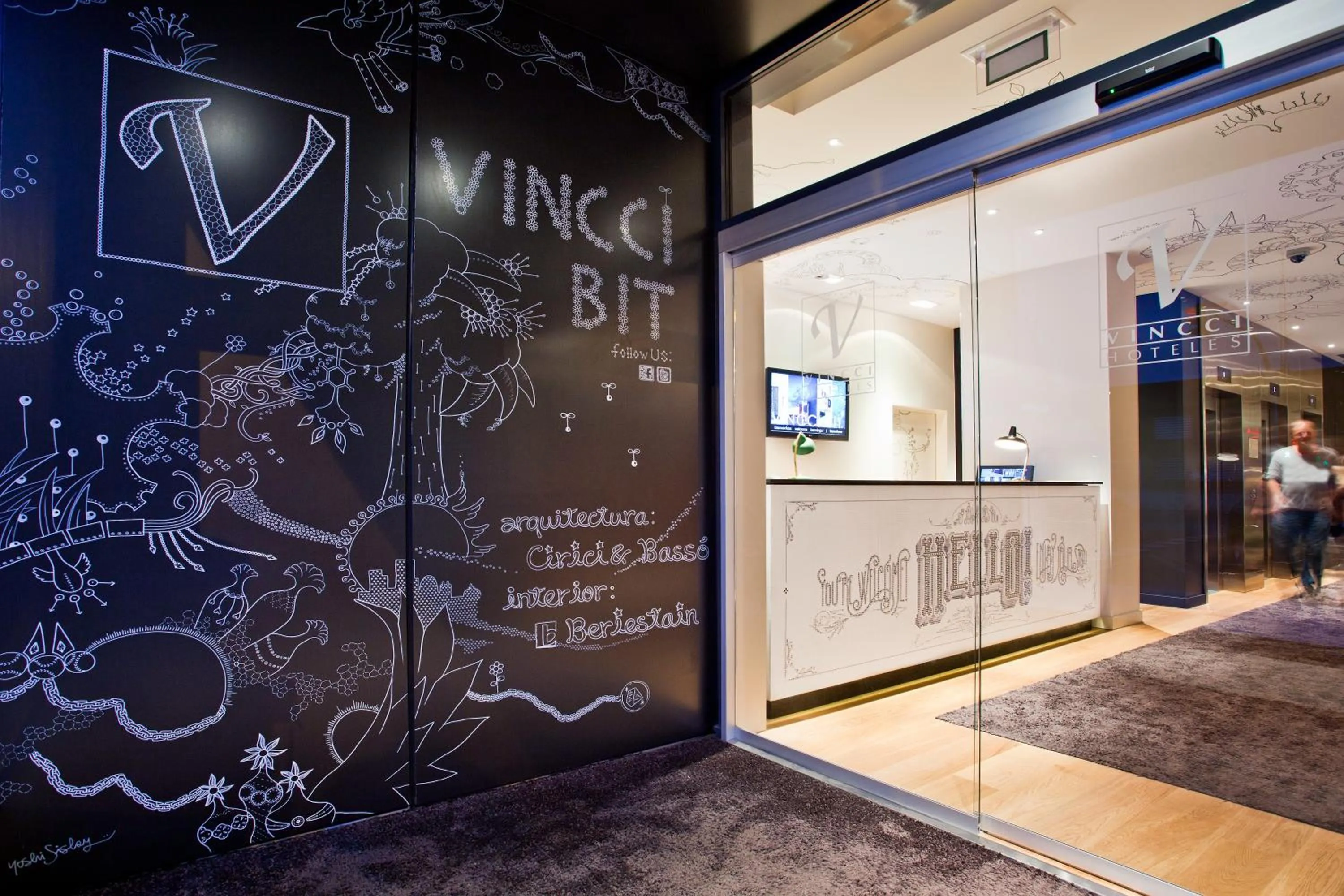 Facade/entrance in Vincci Bit
