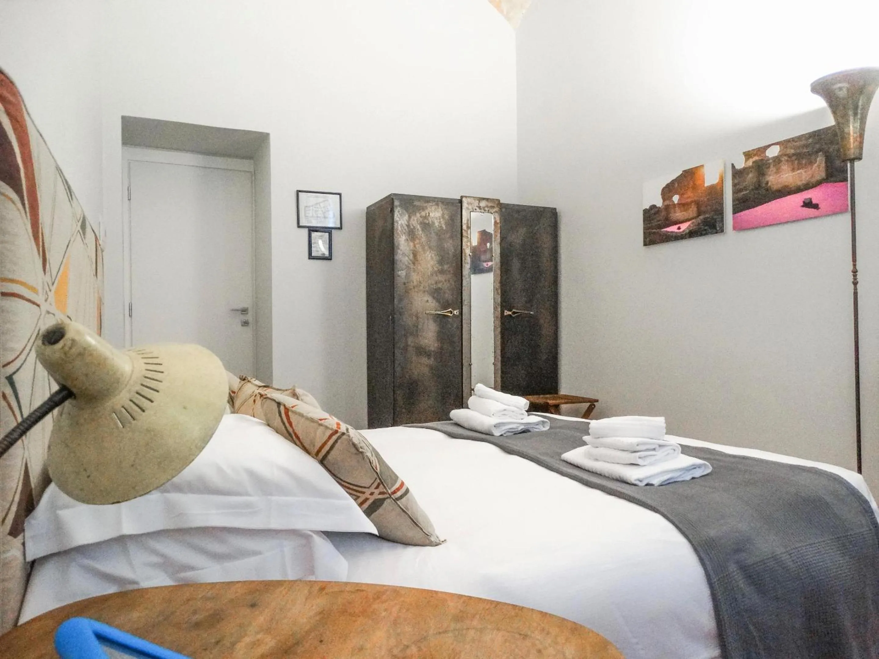 Photo of the whole room, Bed in Mecenate Rooms