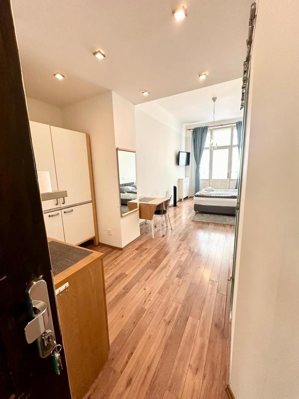Double Room with Balcony in Residence Bílkova