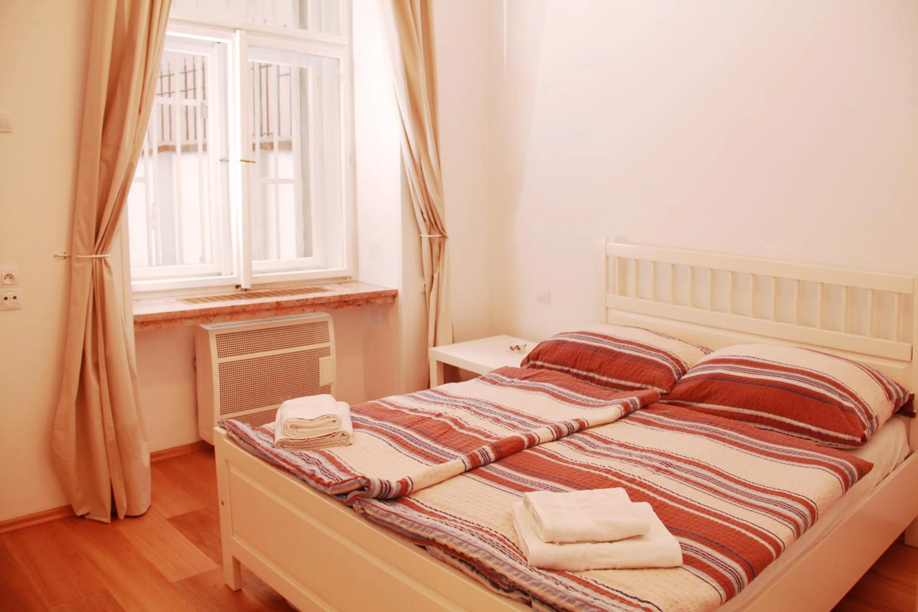 One-Bedroom Apartment in Residence Bílkova