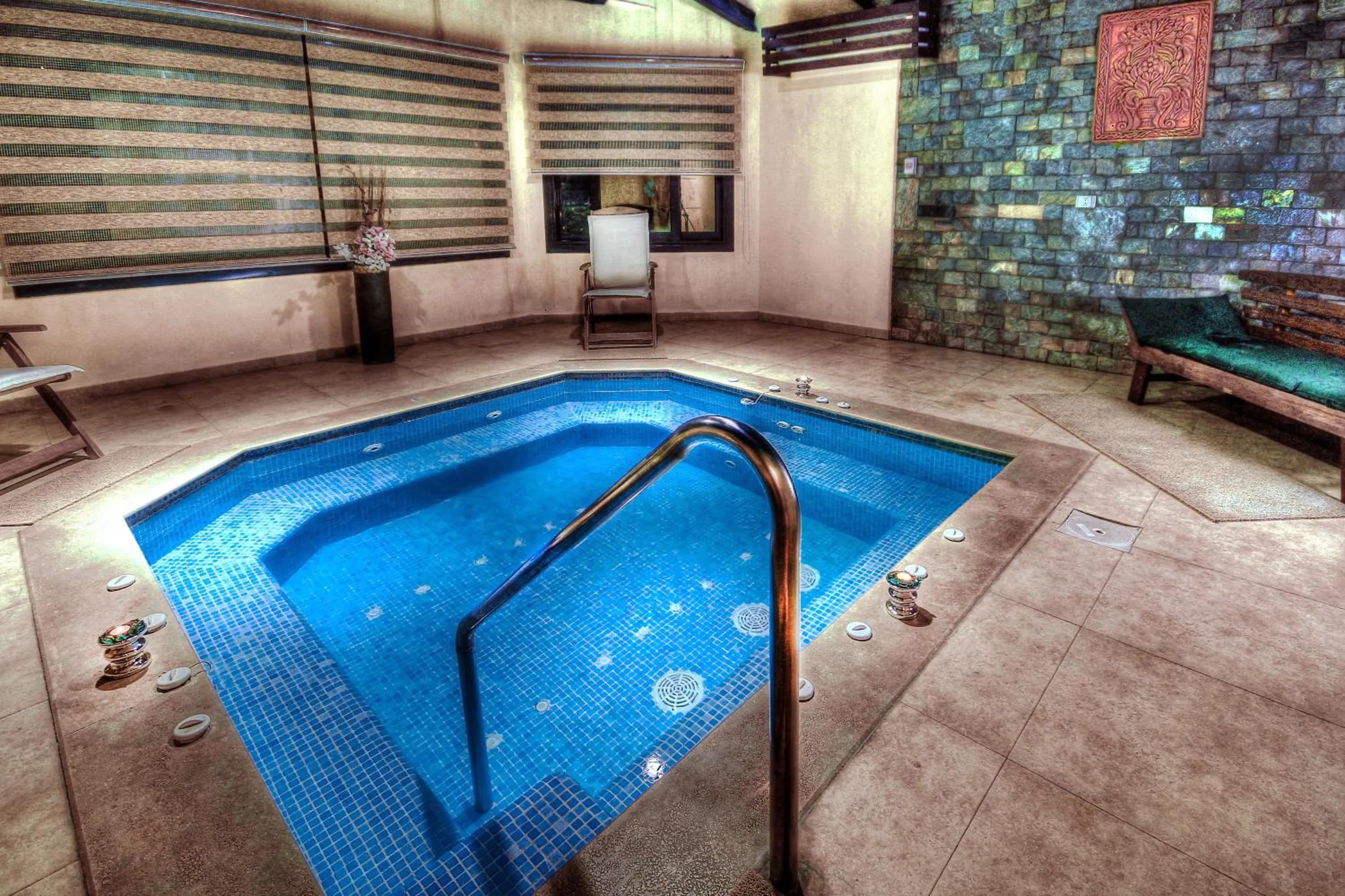 Massage in Africana Hotel & Spa