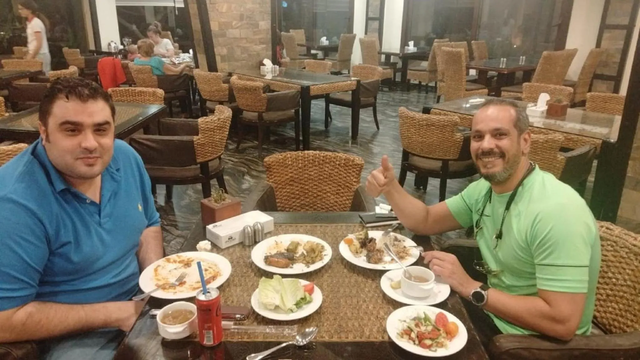 Restaurant/places to eat in Africana Hotel & Spa