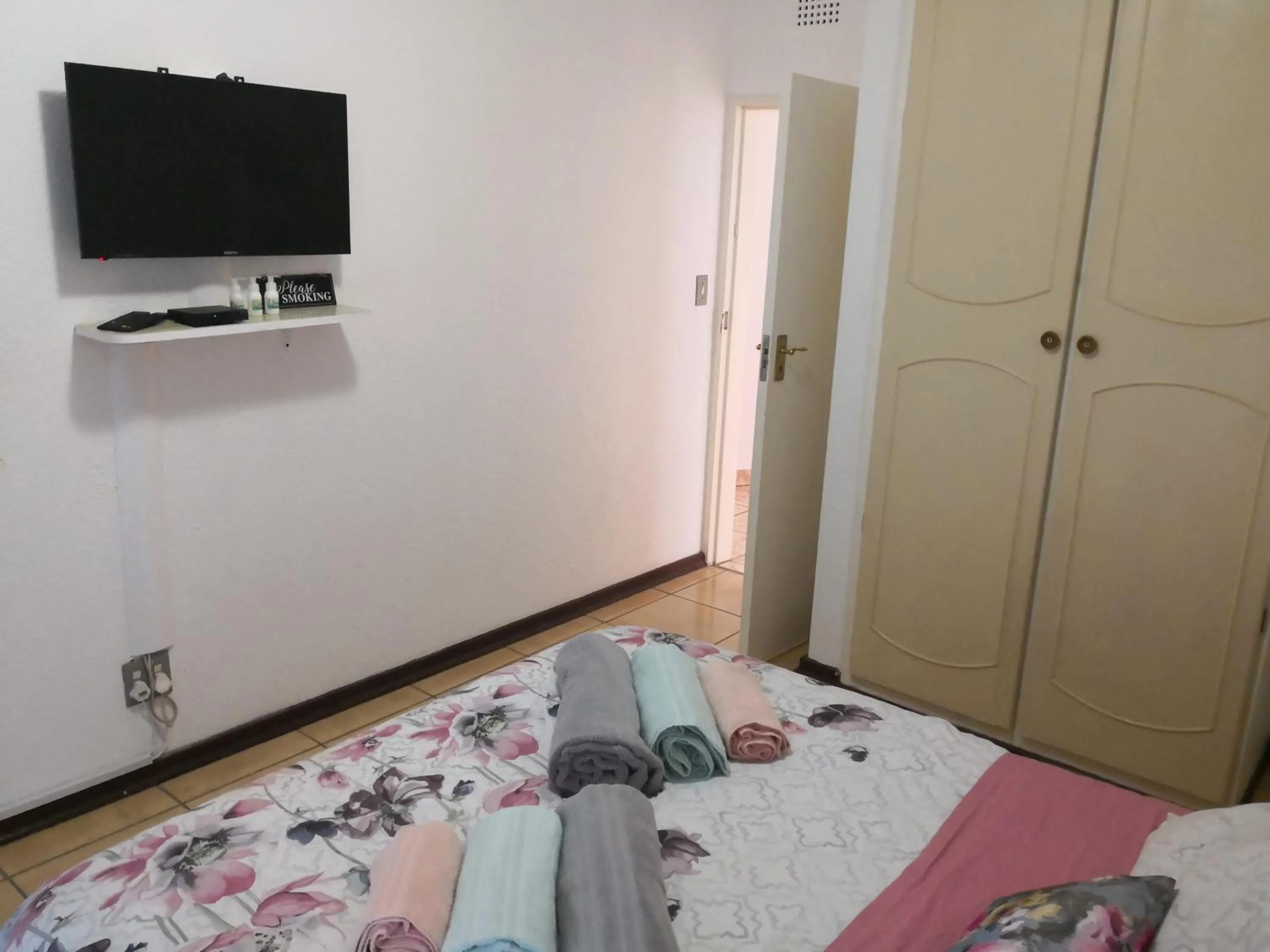 Double Room with Shared Bathroom in Doedoe Plekkie