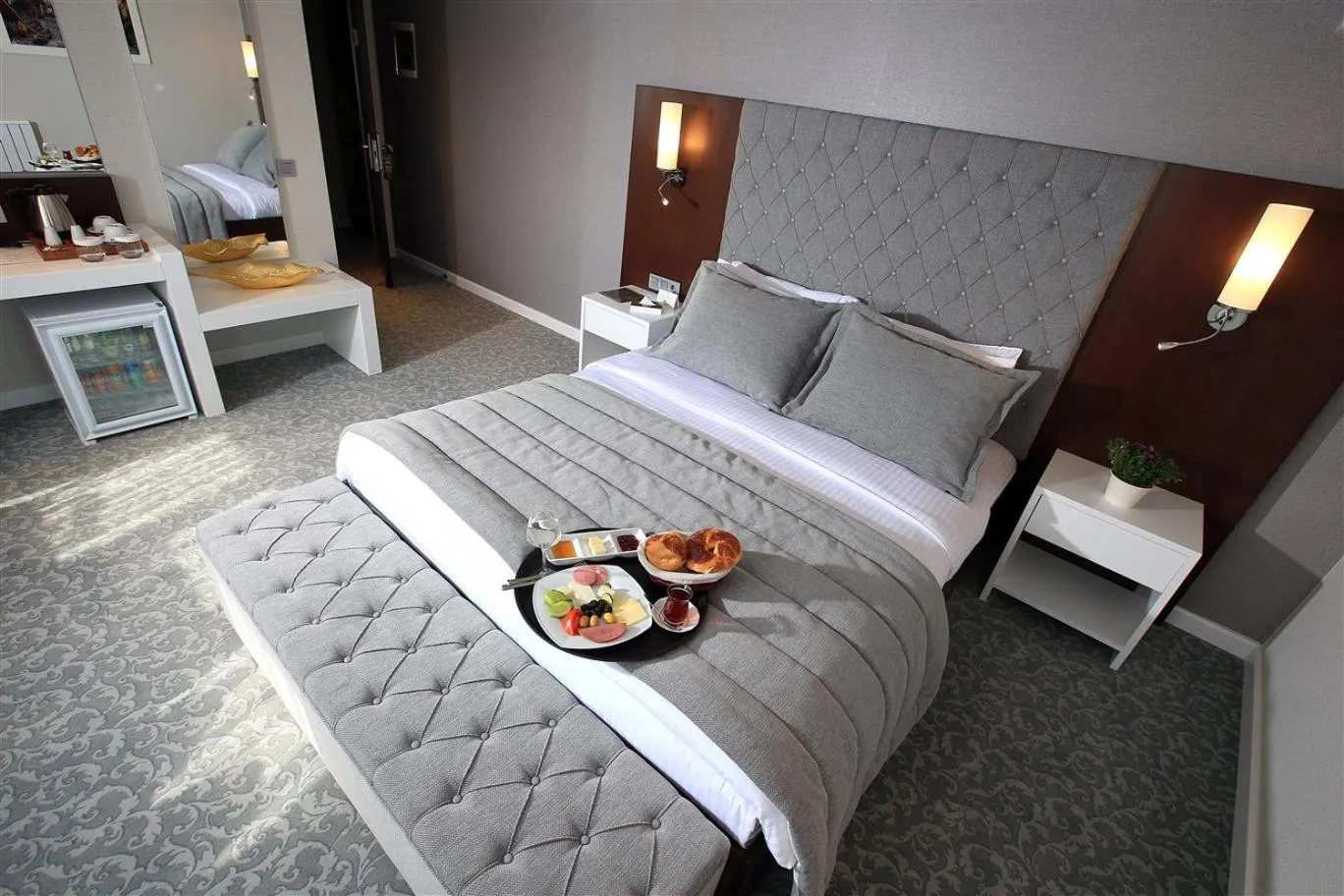 Bedroom, Bed in Güvenay Business Hotel