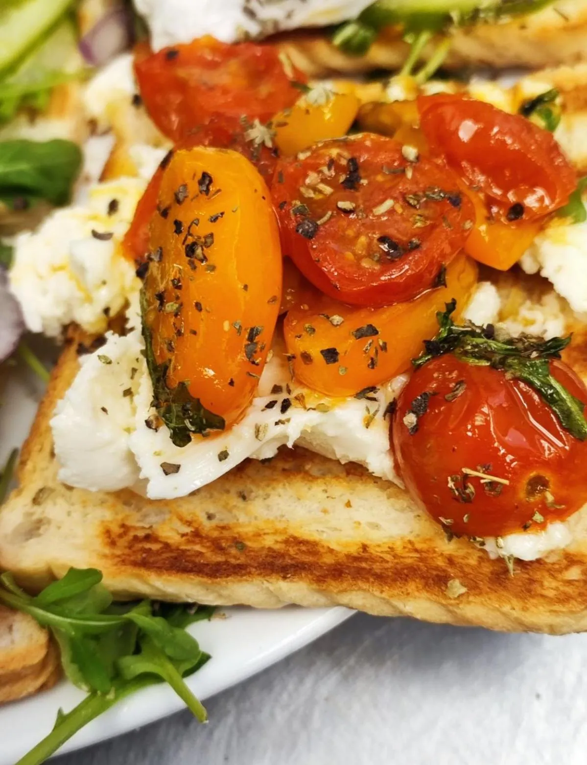 Restaurant/places to eat in Abton Hotel