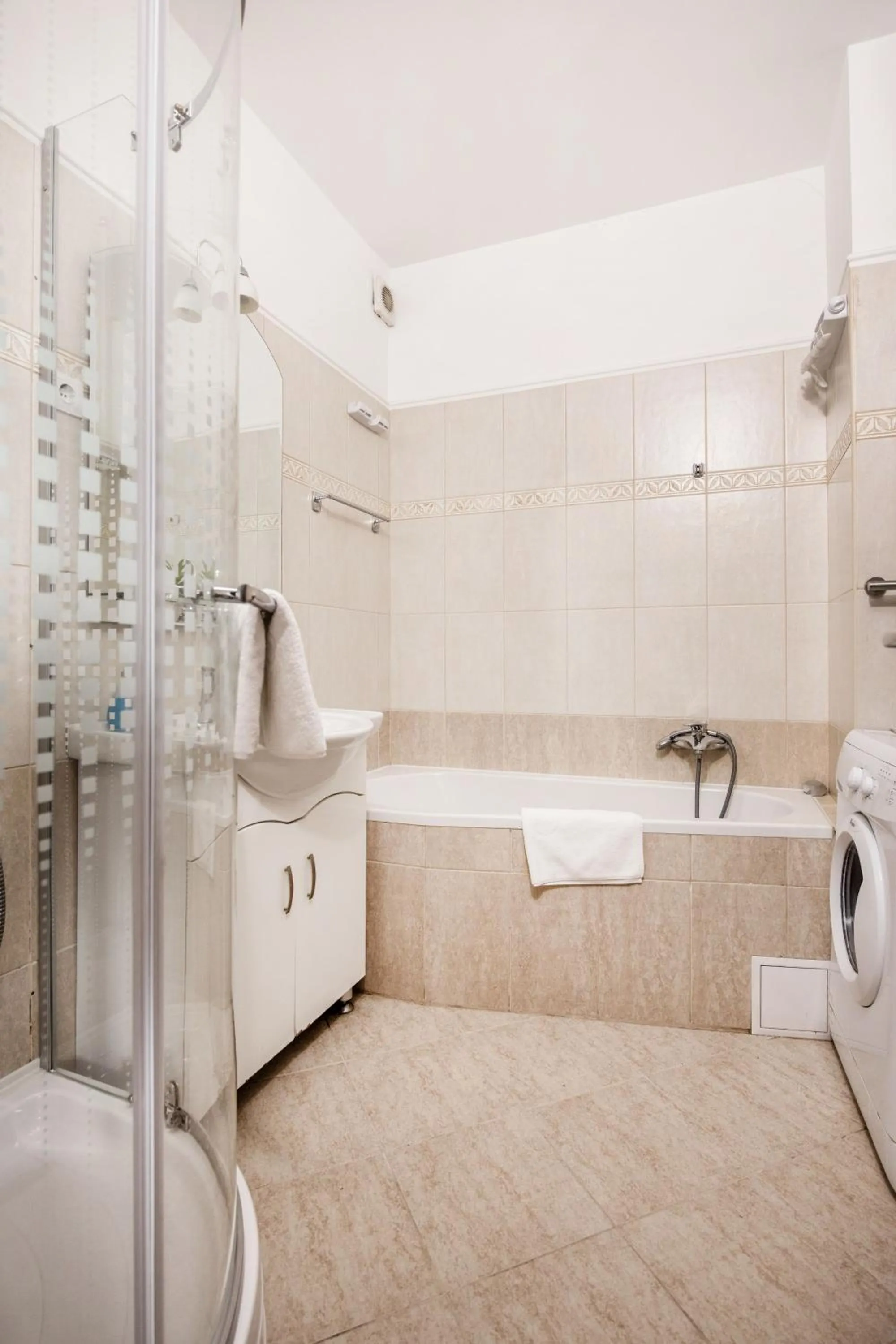 Bathroom in Grand Budapest Penthouse