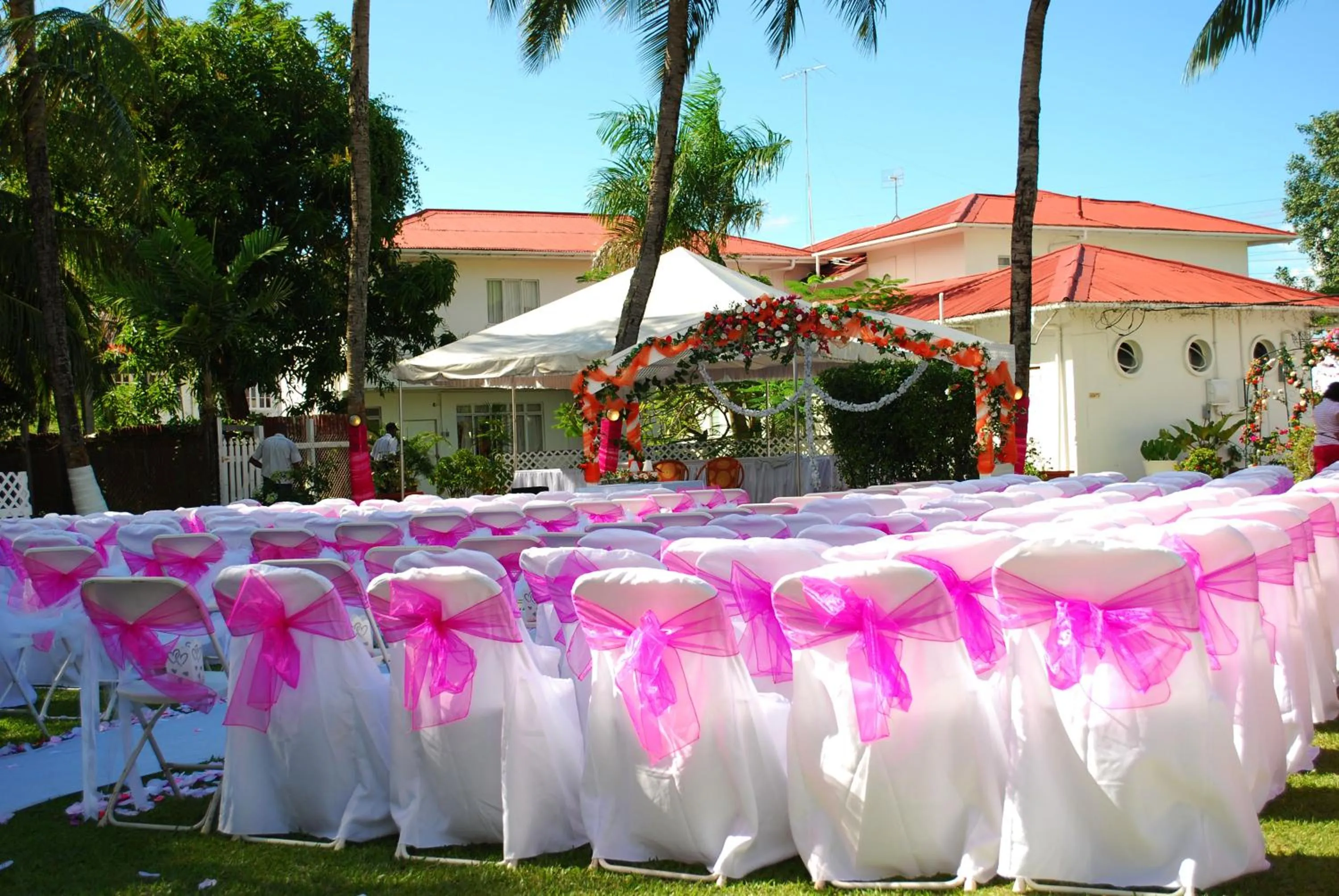 Garden in Herdmanston Lodge Hotel
