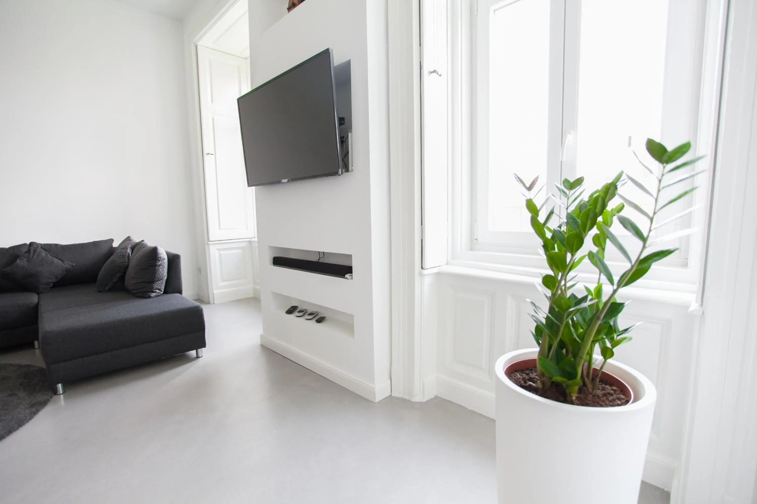 TV and multimedia in Grand Loft Design